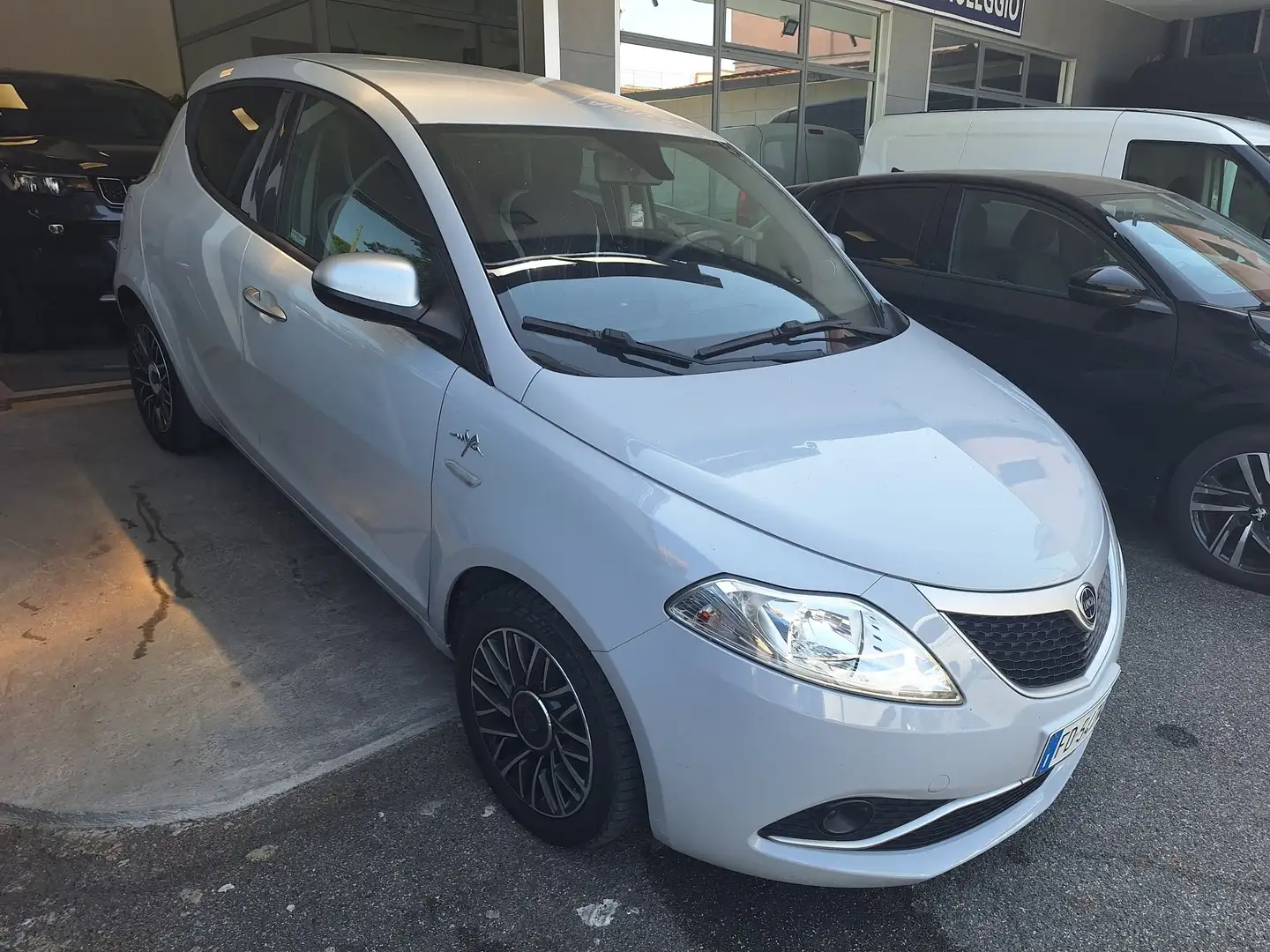 Lancia Ypsilon 1.2 Gold 69cv Blu/Azzurro - 2
