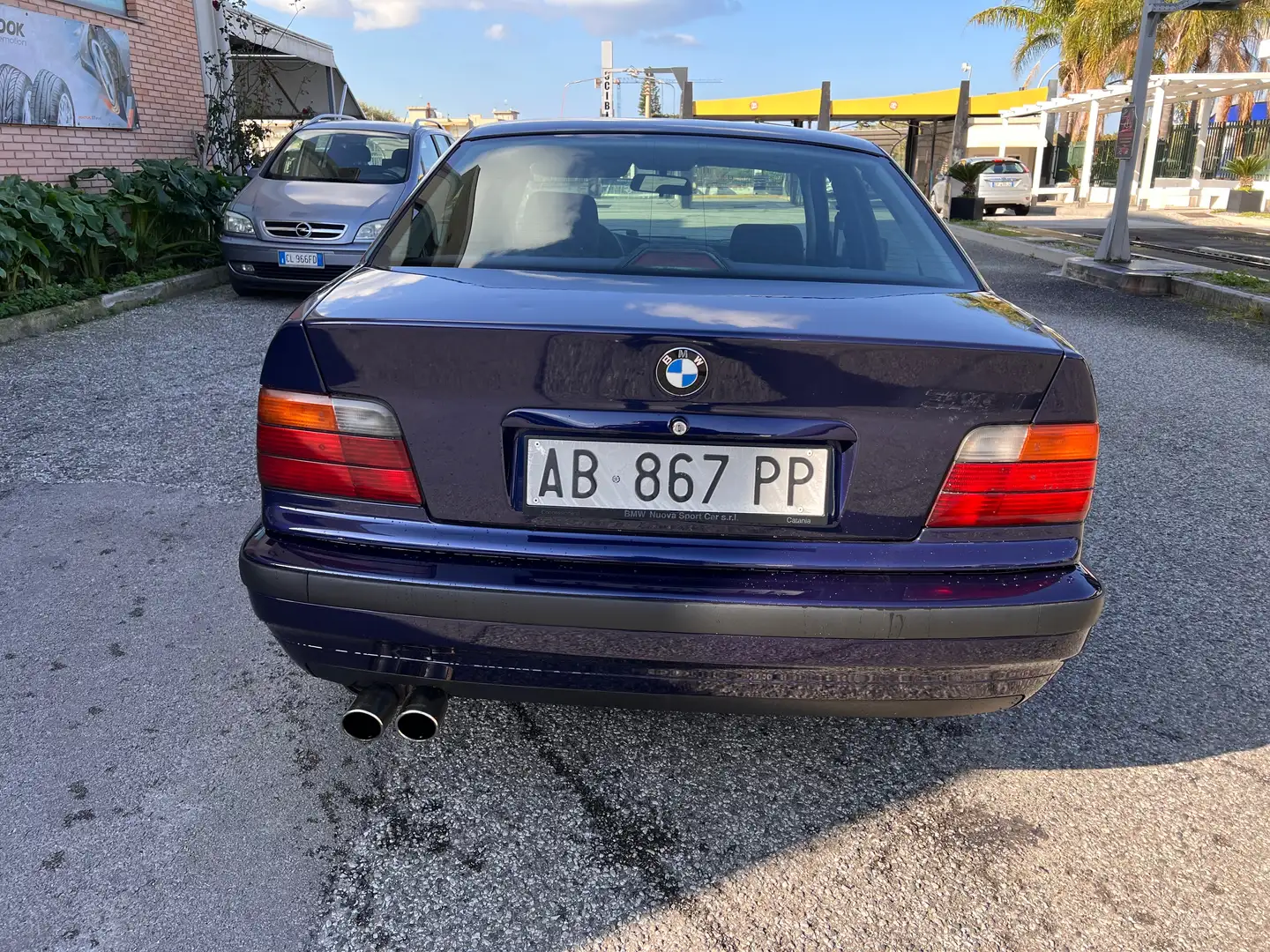 BMW 318 318i+4p Kék - 2