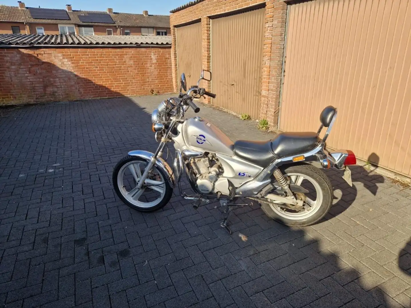 Daelim VS 125 Argent - 2