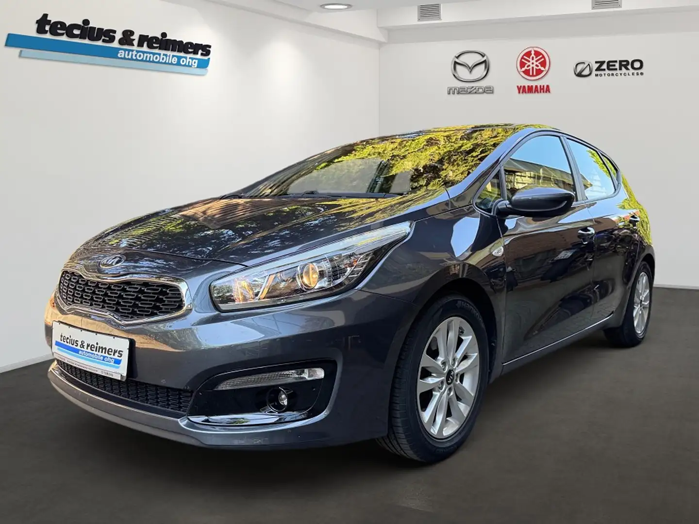 Kia Ceed / cee'd 1.4 Edition7 8-fach bereift Gri - 1