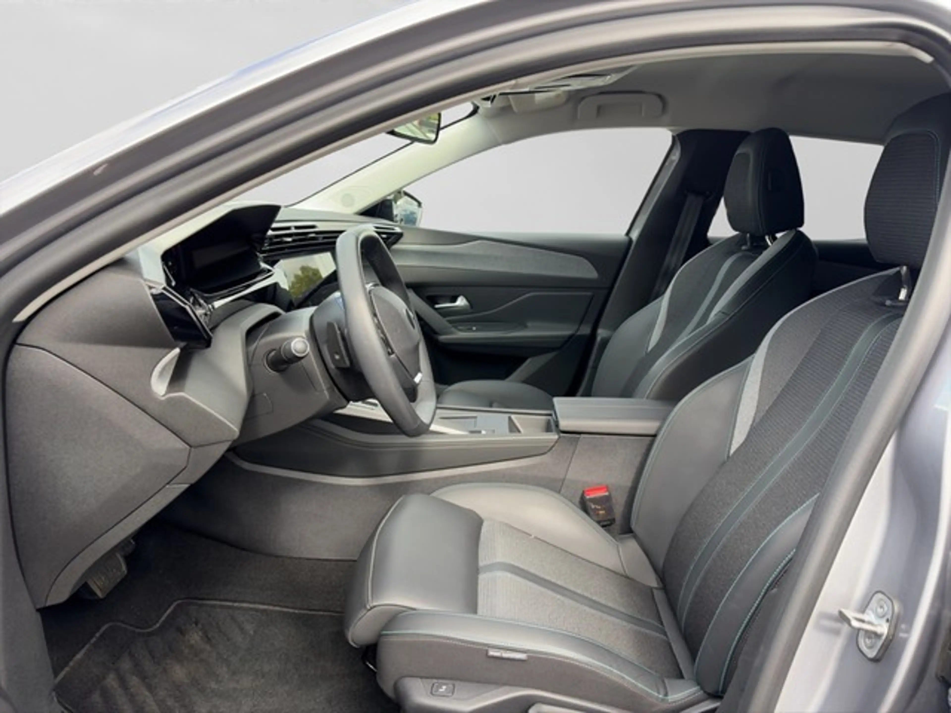 Peugeot 308 SW Allure KAMERA PDC SHZ ALLWETTER — photo 8