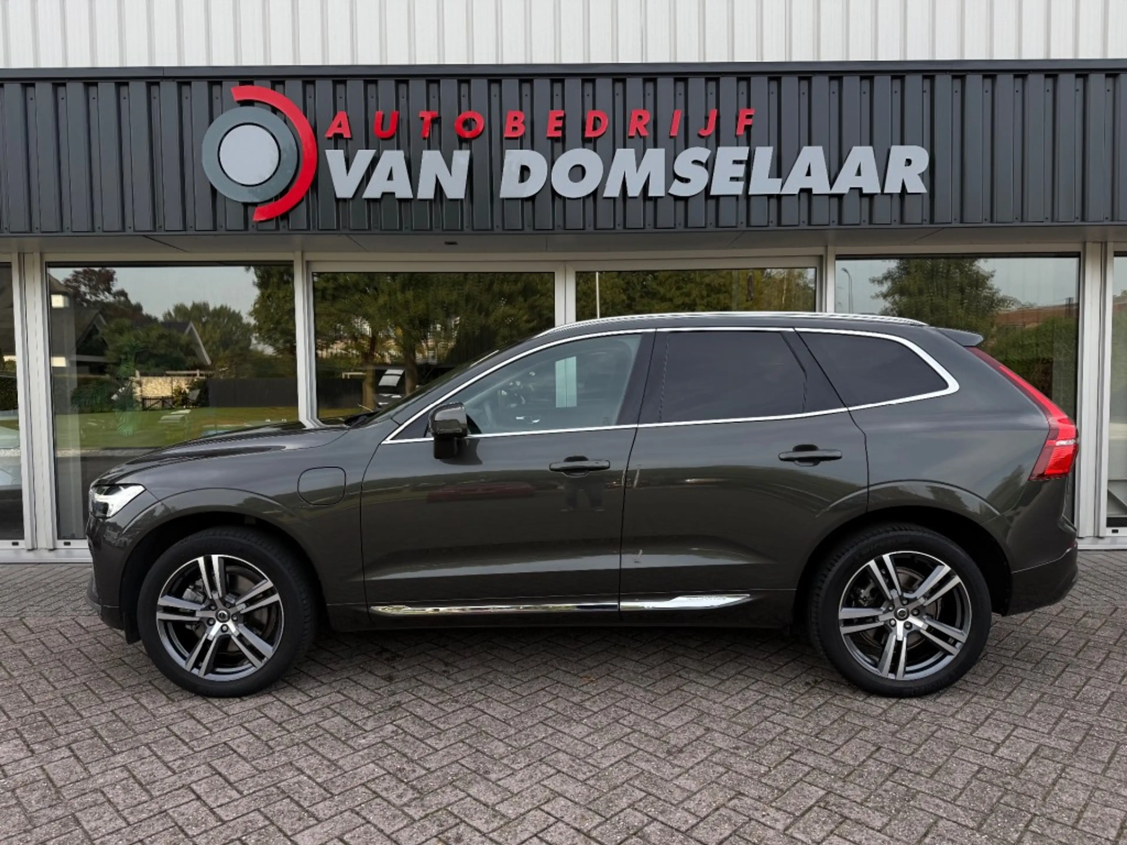 Volvo XC60 2.0 T6 Plug-in hybrid AWD Inscription Expression - — photo 19
