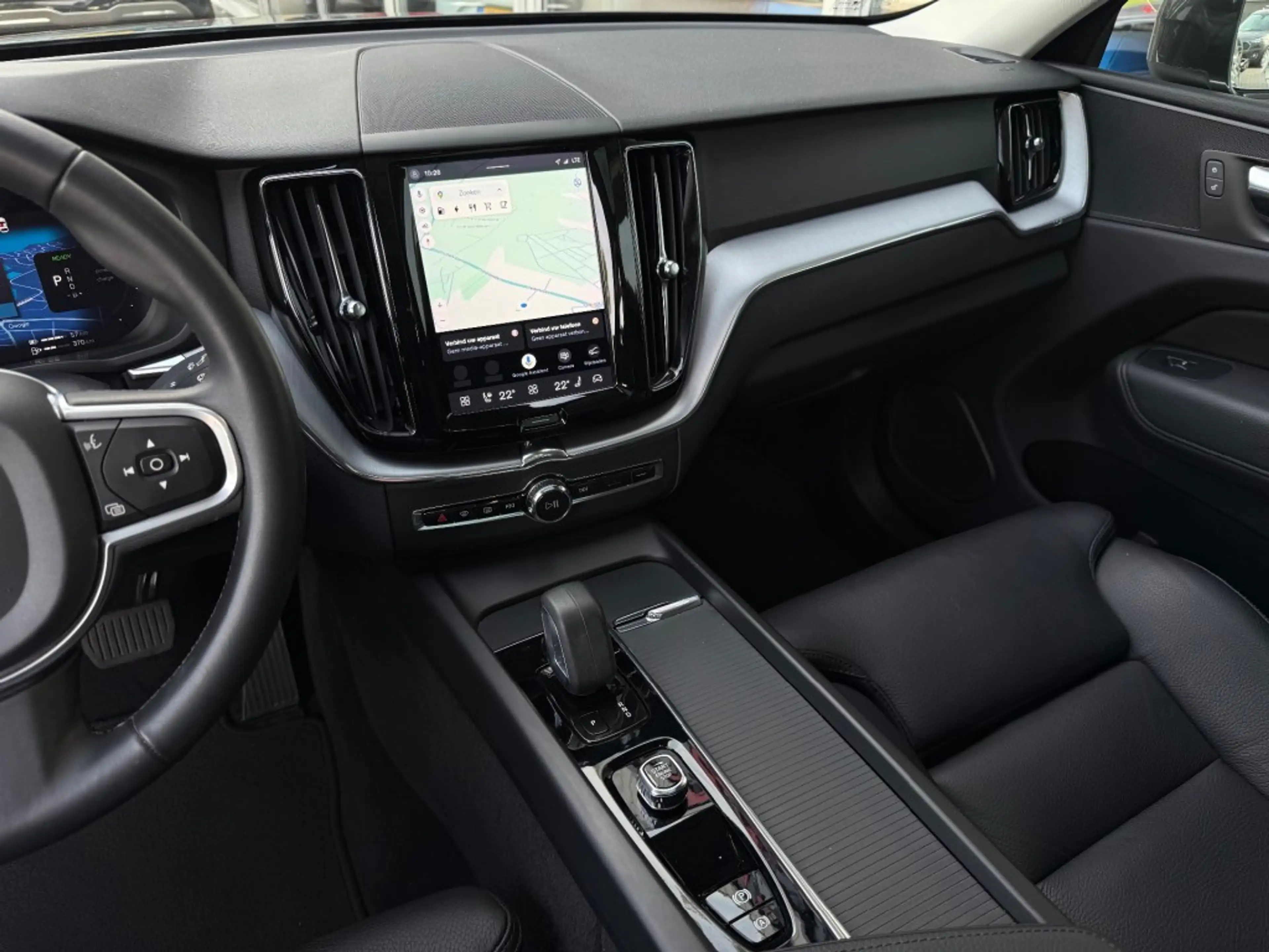 Volvo XC60 2.0 T6 Plug-in hybrid AWD Inscription Expression - — photo 37