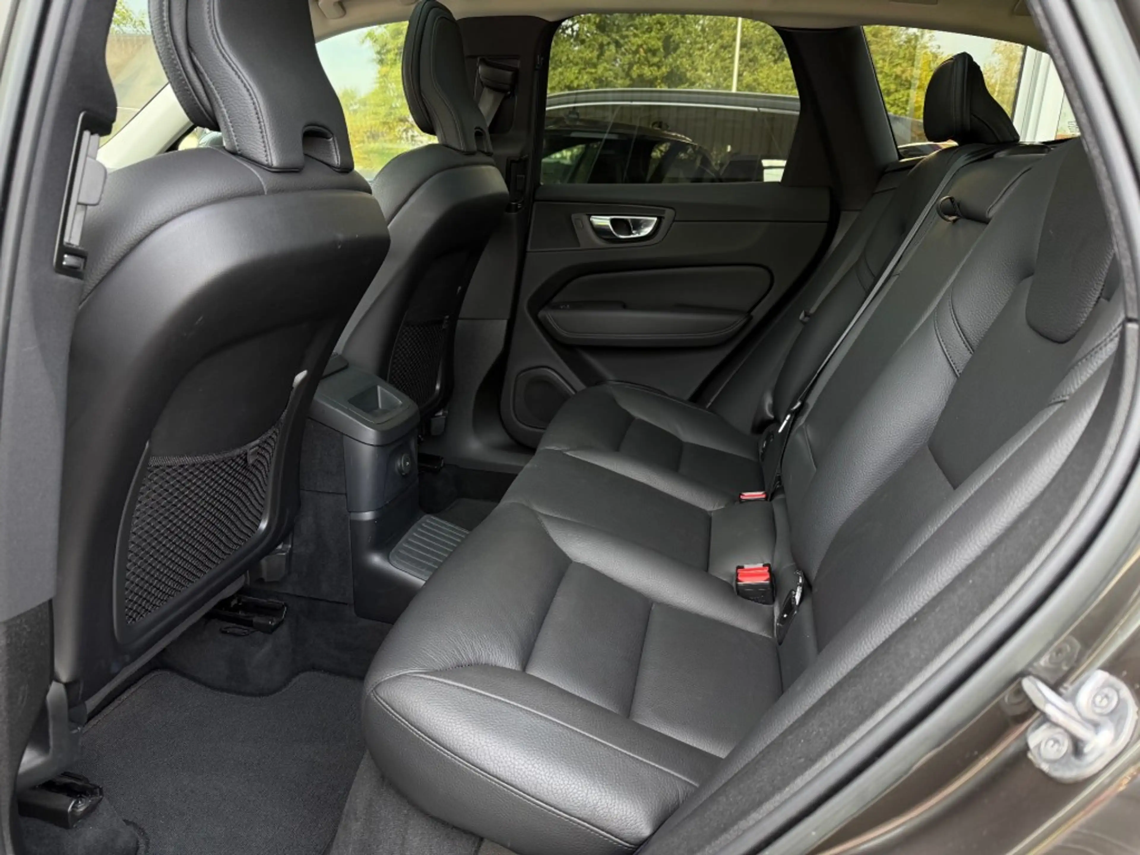 Volvo XC60 2.0 T6 Plug-in hybrid AWD Inscription Expression - — photo 22