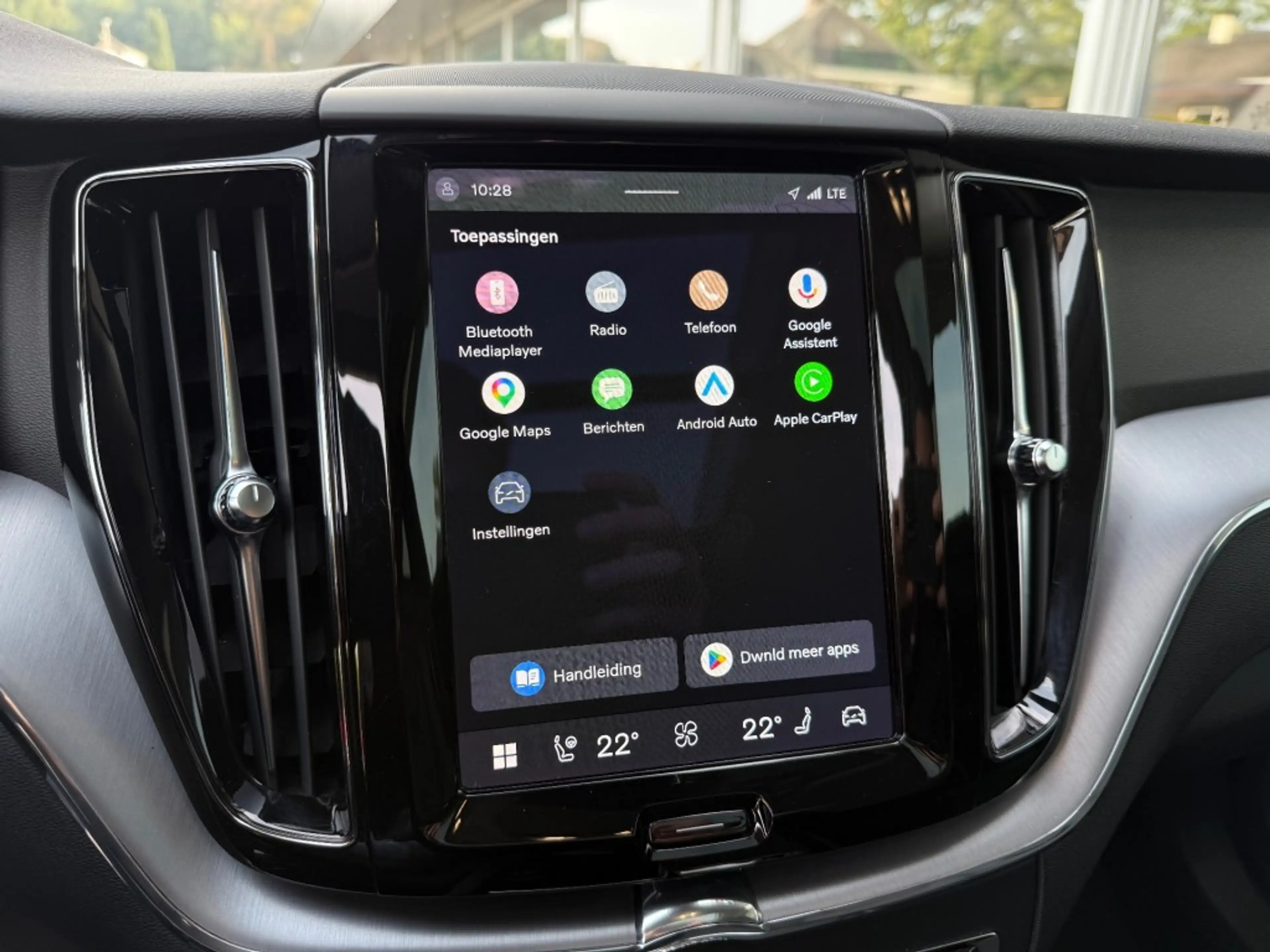Volvo XC60 2.0 T6 Plug-in hybrid AWD Inscription Expression - — photo 46