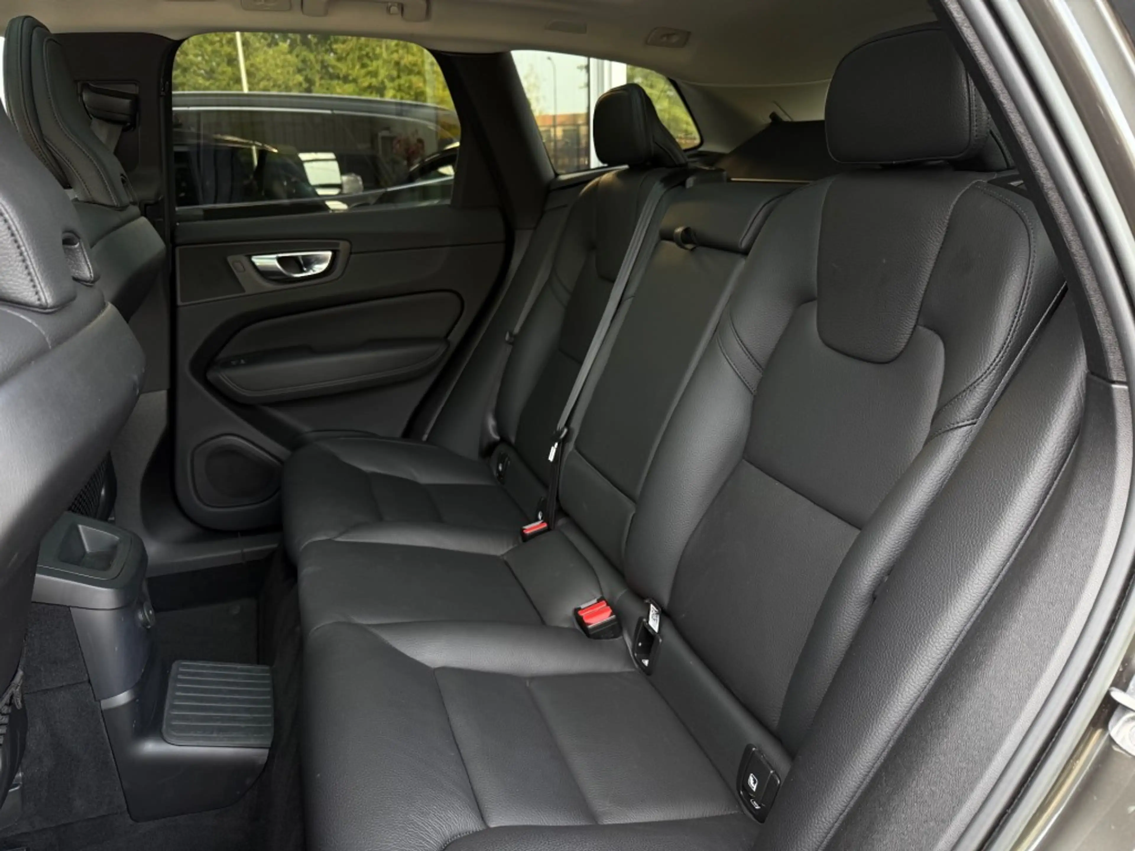 Volvo XC60 2.0 T6 Plug-in hybrid AWD Inscription Expression - — photo 21