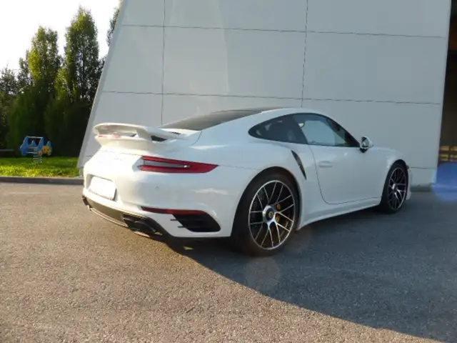 Porsche 911 991 Turbo S Ansicht 12