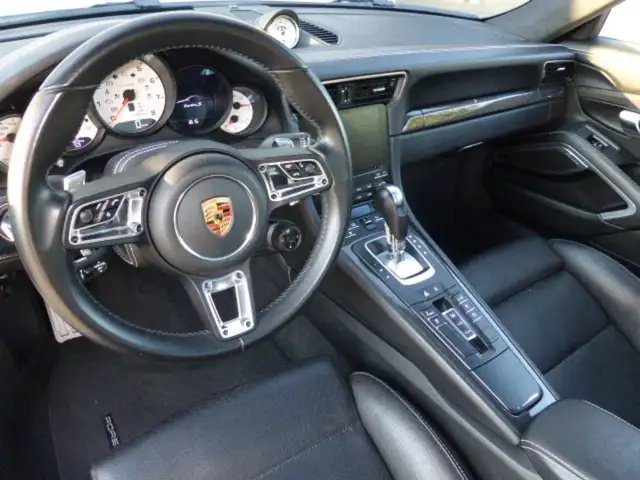 Porsche 911 991 Turbo S Ansicht 18