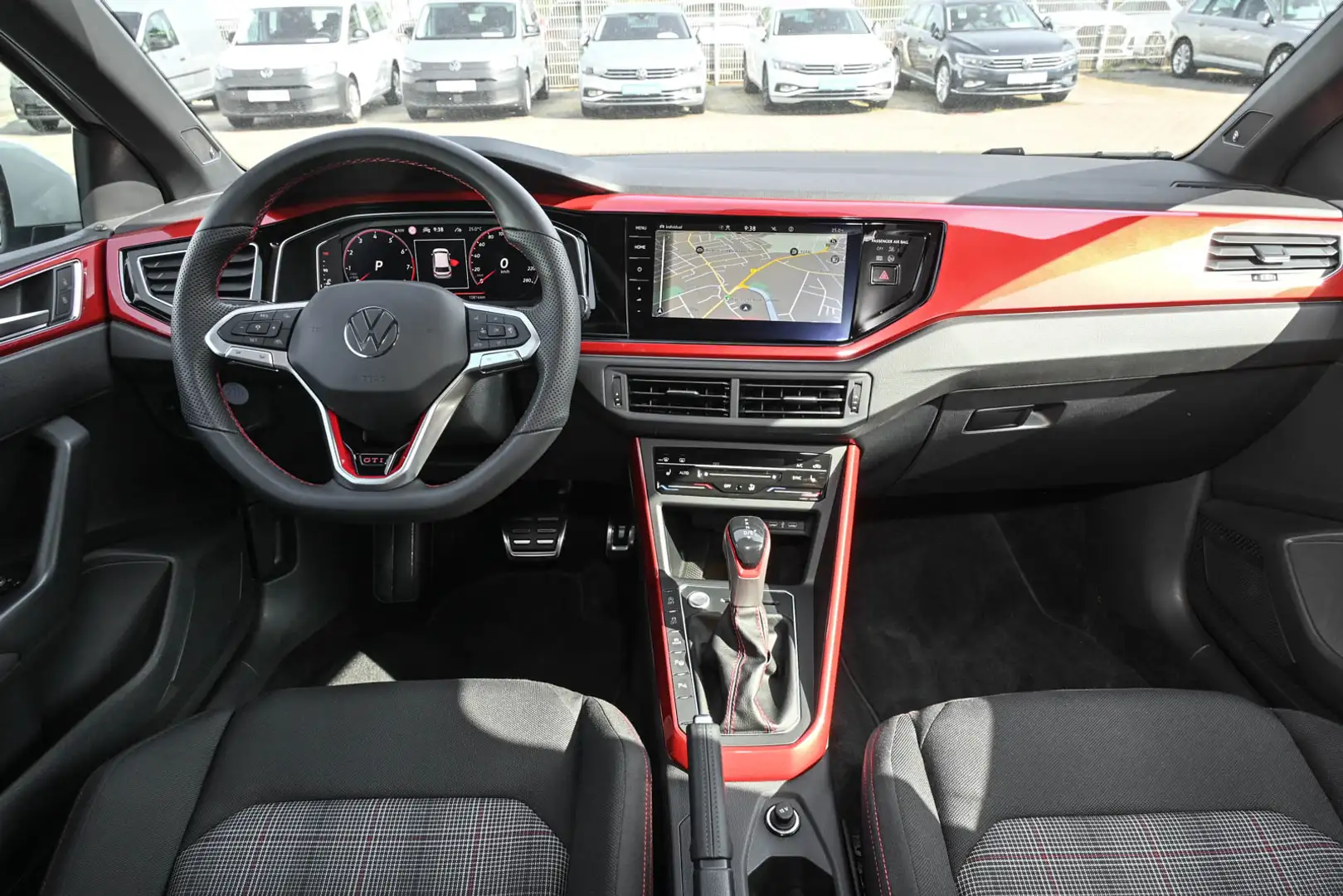Volkswagen Polo 2.0 GTI Navi-Pro Keyless Kam. LM18 3J.Gar. Gris - 2