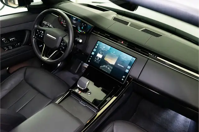 Land Rover Range Rover Sport view 23