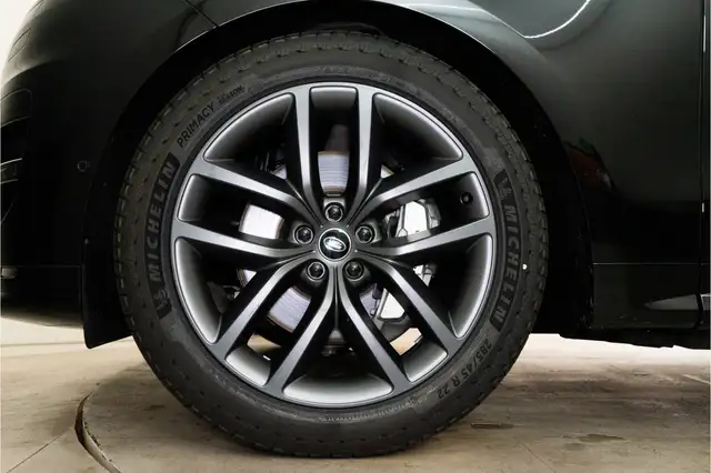 Land Rover Range Rover Sport view 12
