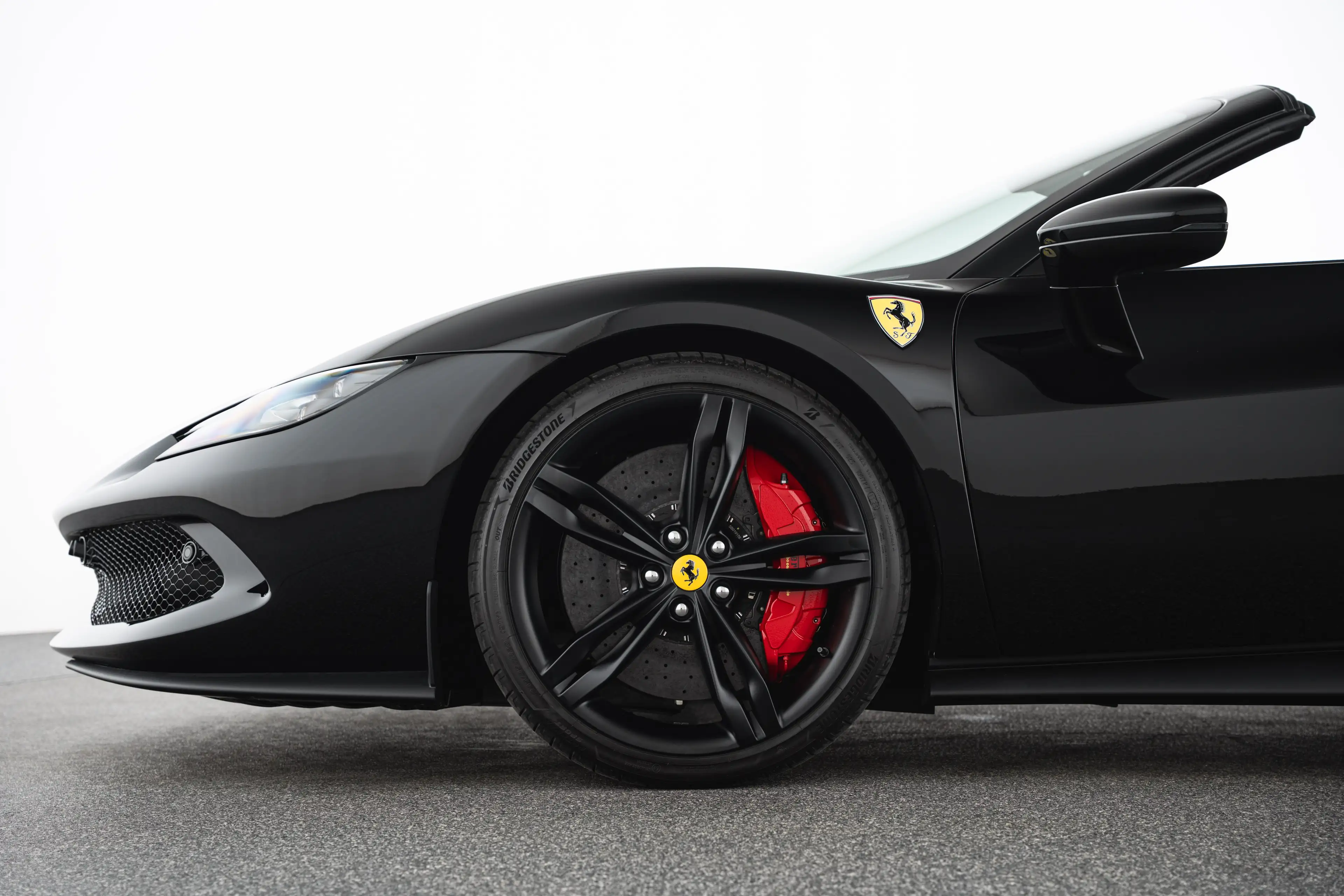 Ferrari 296 GTS "Atelier Car" — photo 9