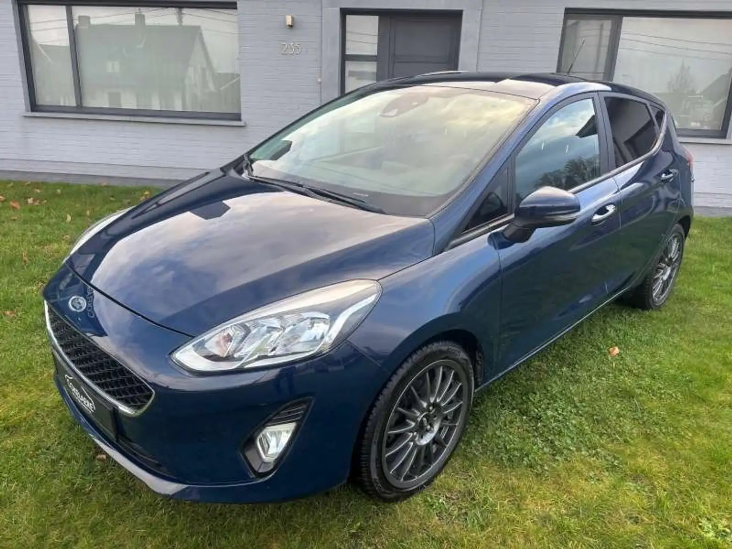 Ford Fiesta 1.1i CarPlay/Parkeerhulp/VerwarmdeZetels/USB/17" - 1