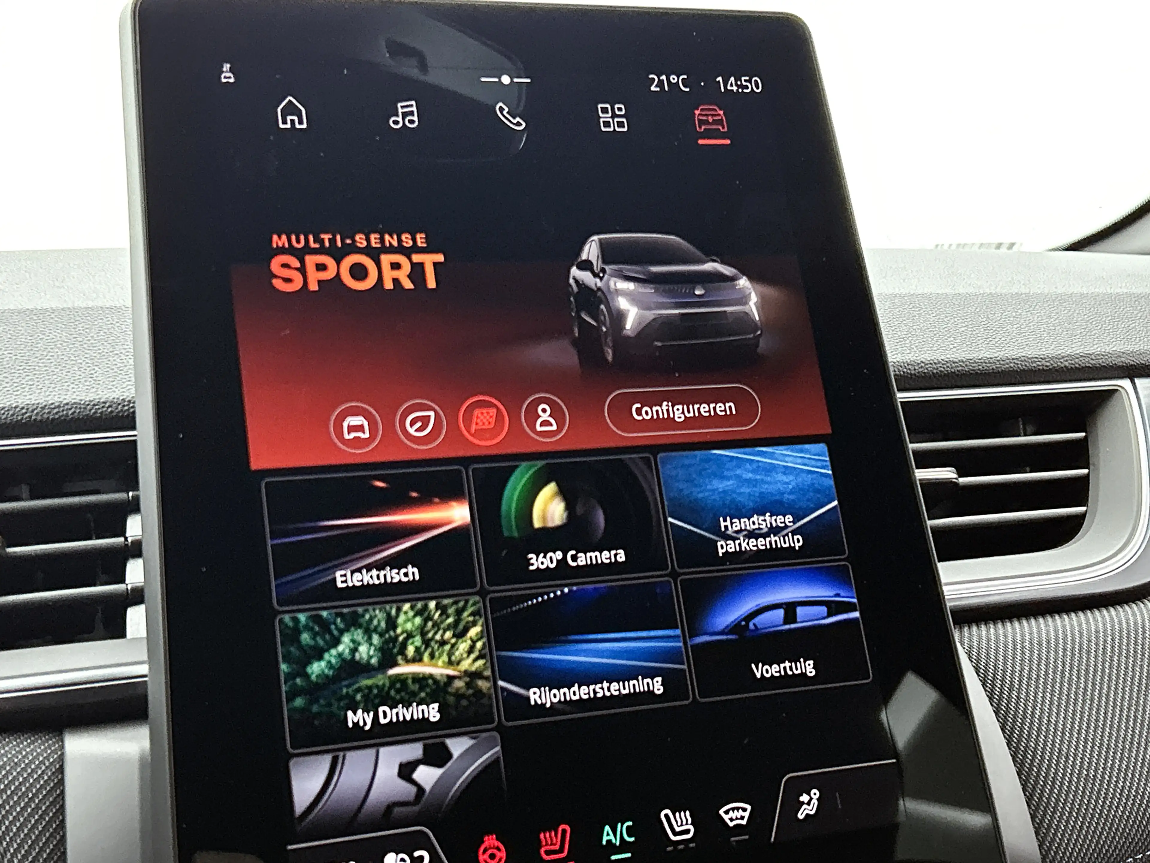 Renault Captur 1.6 E-Tech full hybrid 145 esprit Alpine Pano, H&K — photo 17