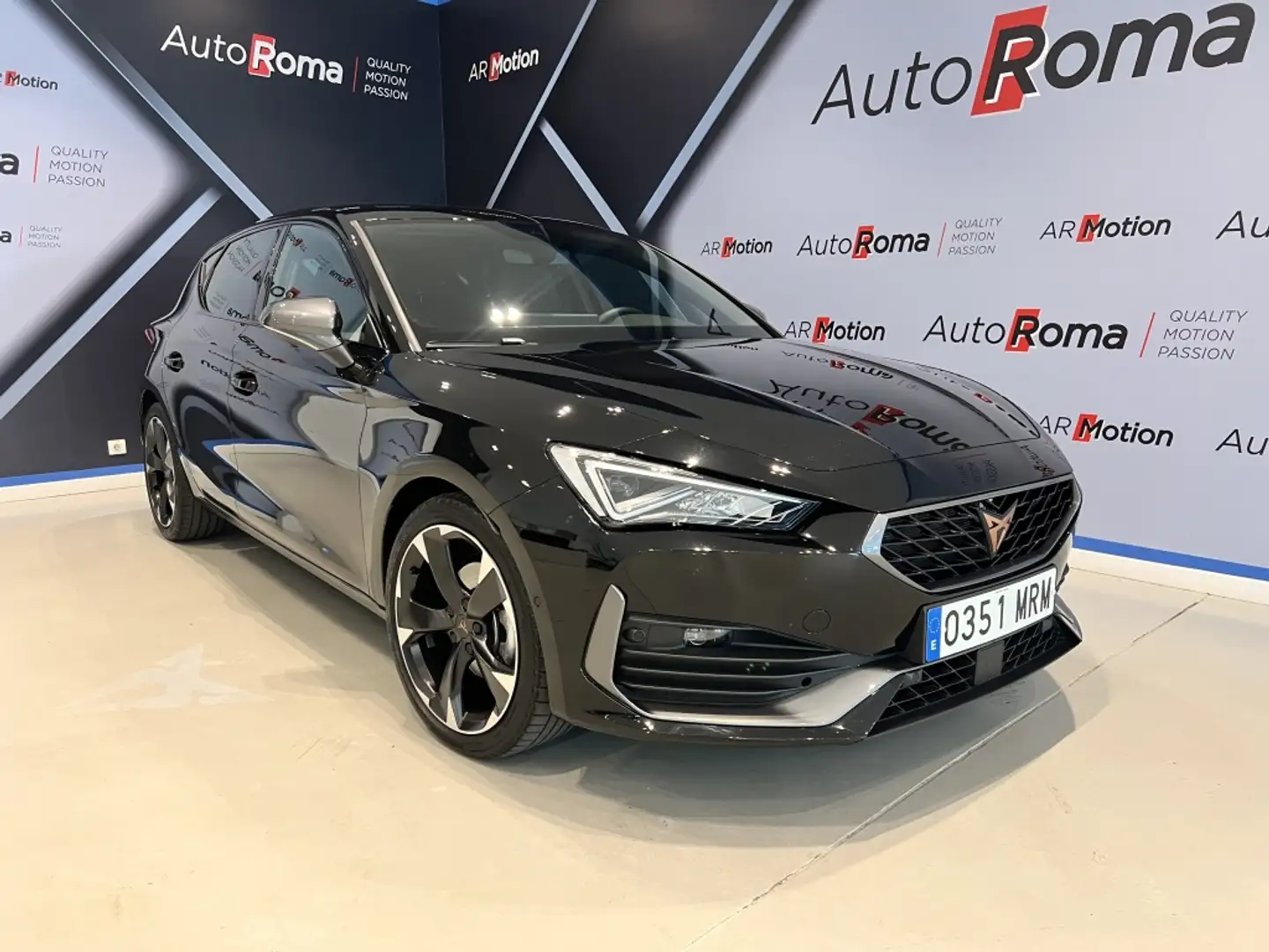 CUPRA Leon 1.5 eTSI 110 DSG Negro - 1