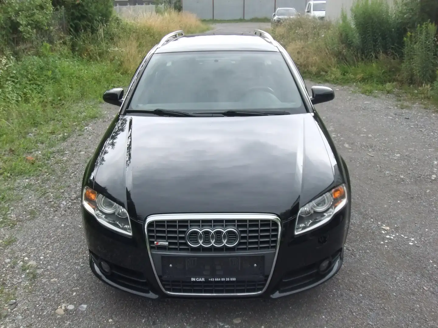 Audi A4 2.0 TDI quattro (103kW) Schwarz - 2