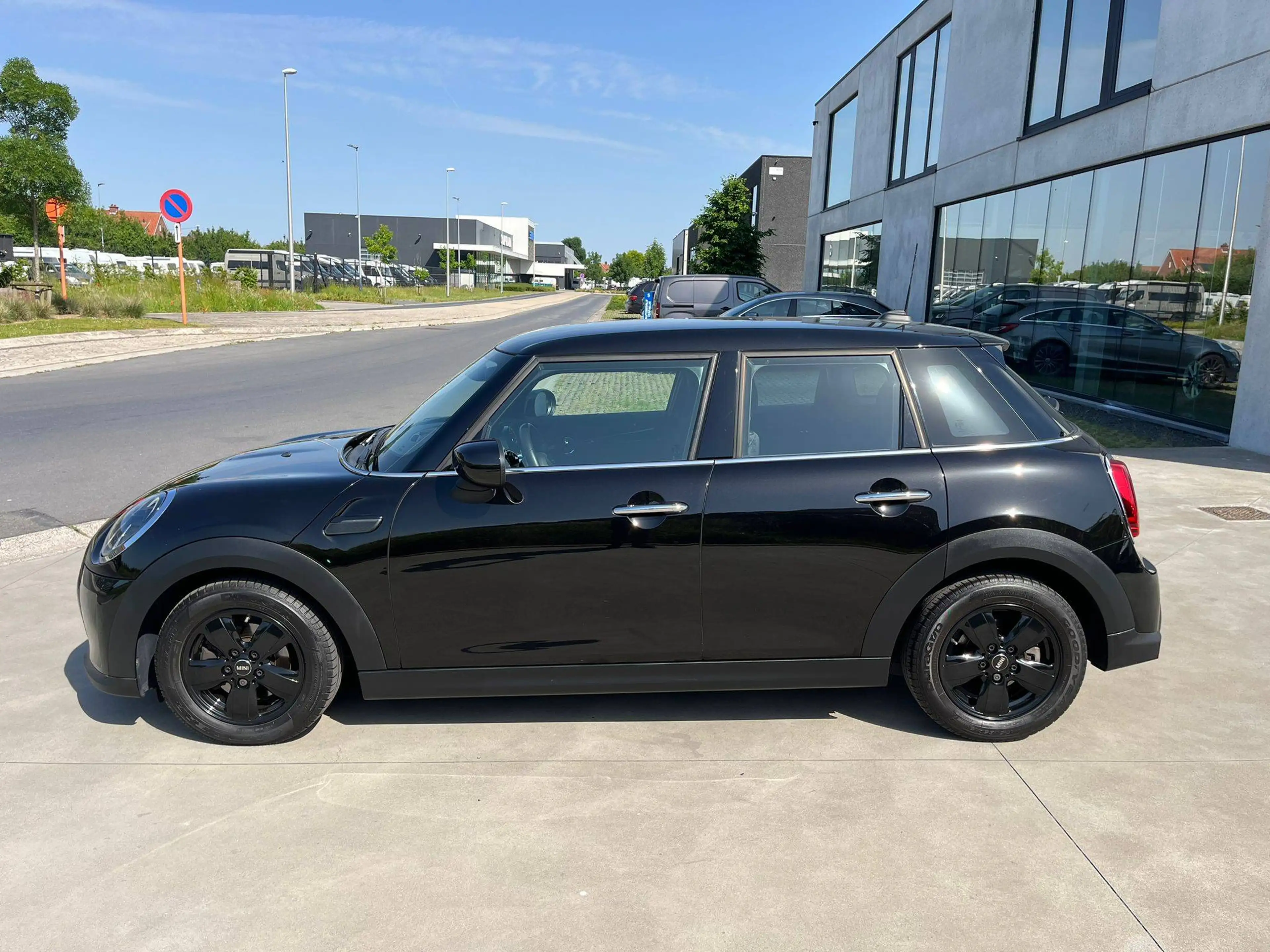 MINI One MINI One LCI 2022/Benzine/5d/LED/Carplay/Navi/Garantie — photo 4