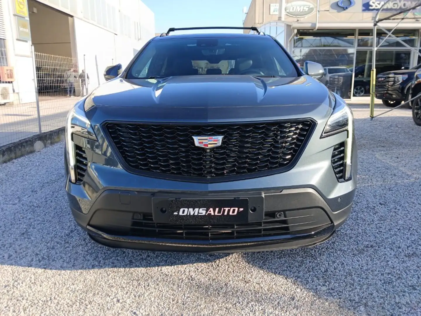 Cadillac XT4 350 T AWD Sport Gris - 2