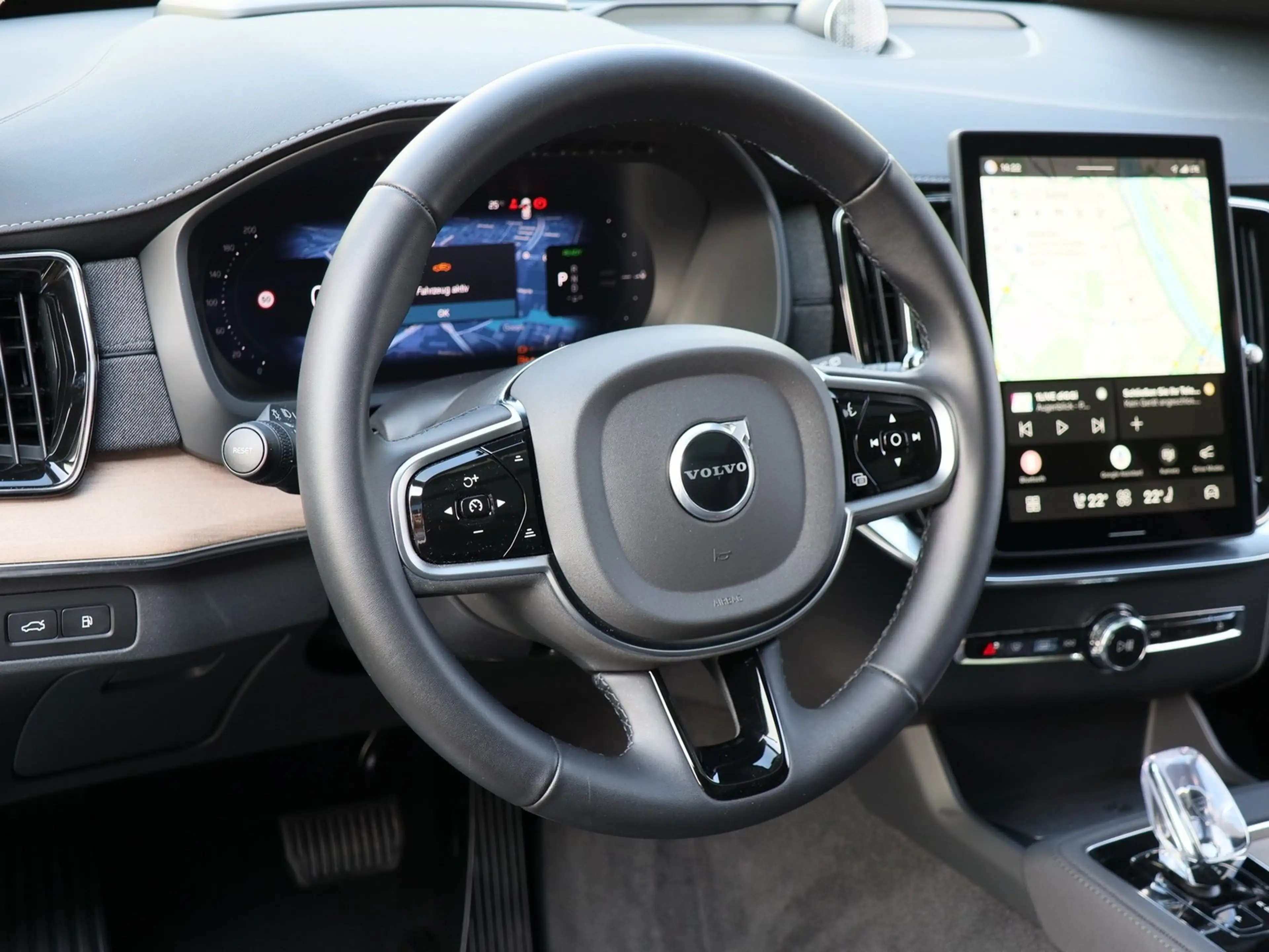 Volvo XC90 T8 AWD Reskin Ultra Dark NP:104.580,-//FOUR-C/B... — photo 9