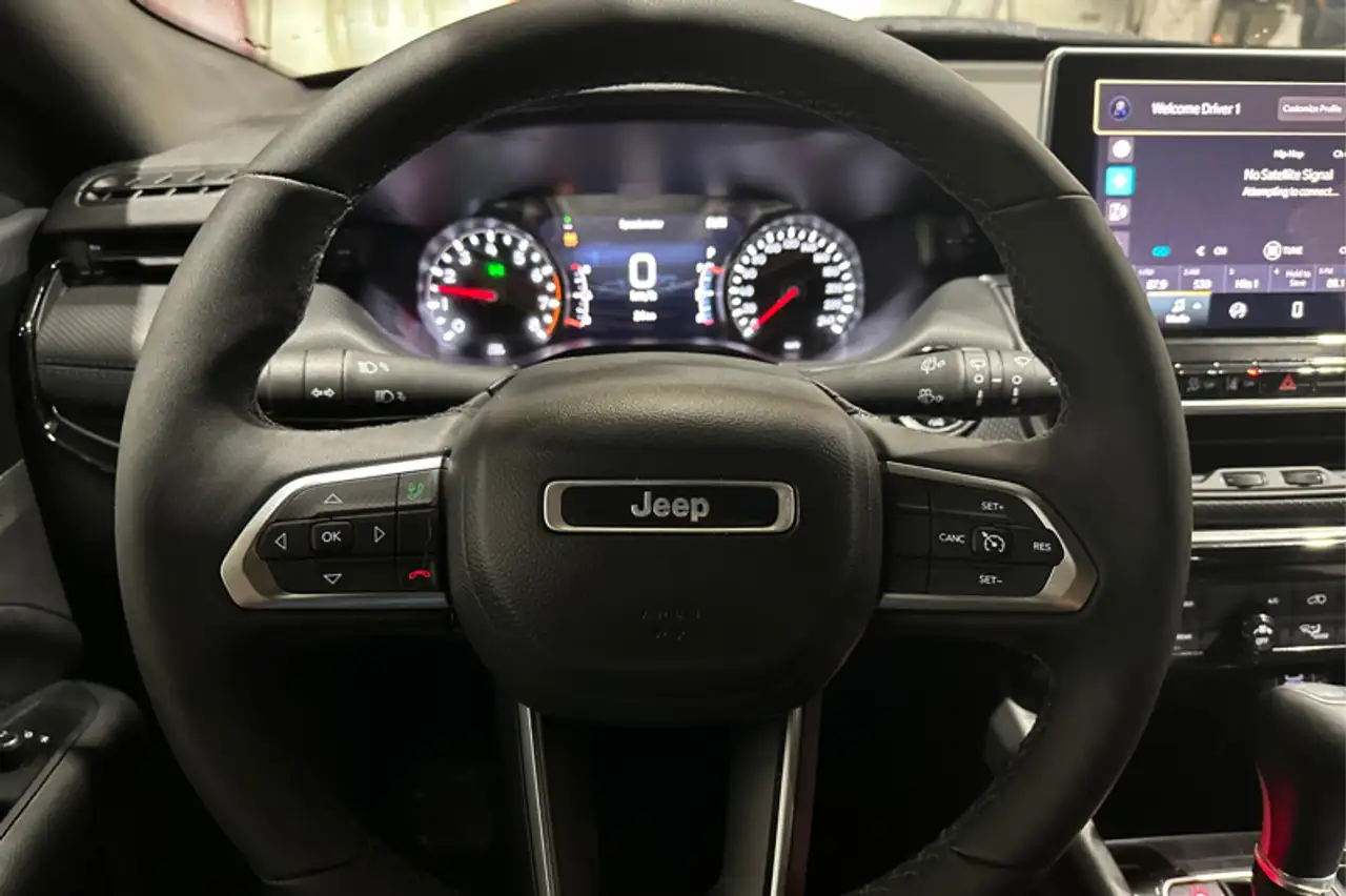 Jeep Compass снимка Jeep Compass