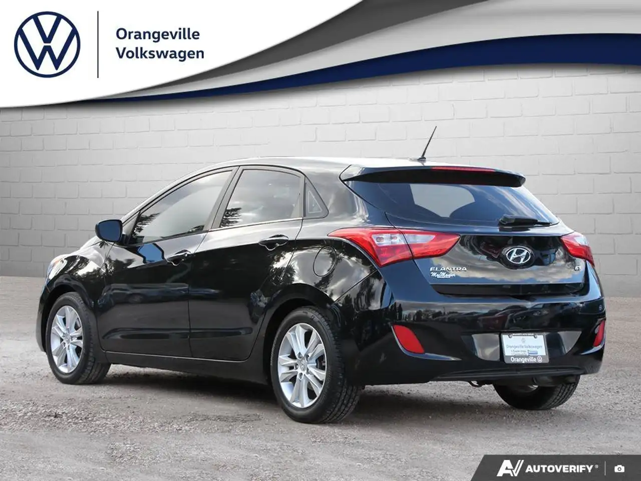 Hyundai ELANTRA снимка Hyundai ELANTRA