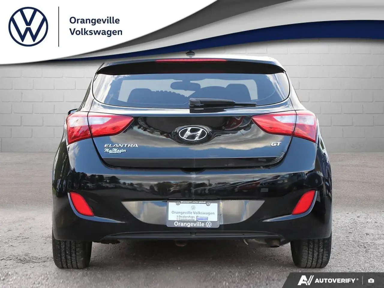 Hyundai ELANTRA снимка Hyundai ELANTRA
