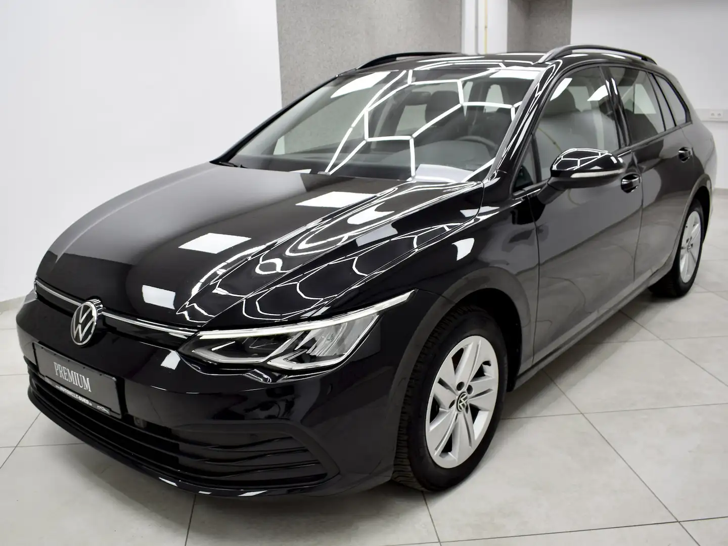 Volkswagen Golf Variant 1.5 eTSI Life Navi LED ACC AHK Business Schwarz - 2