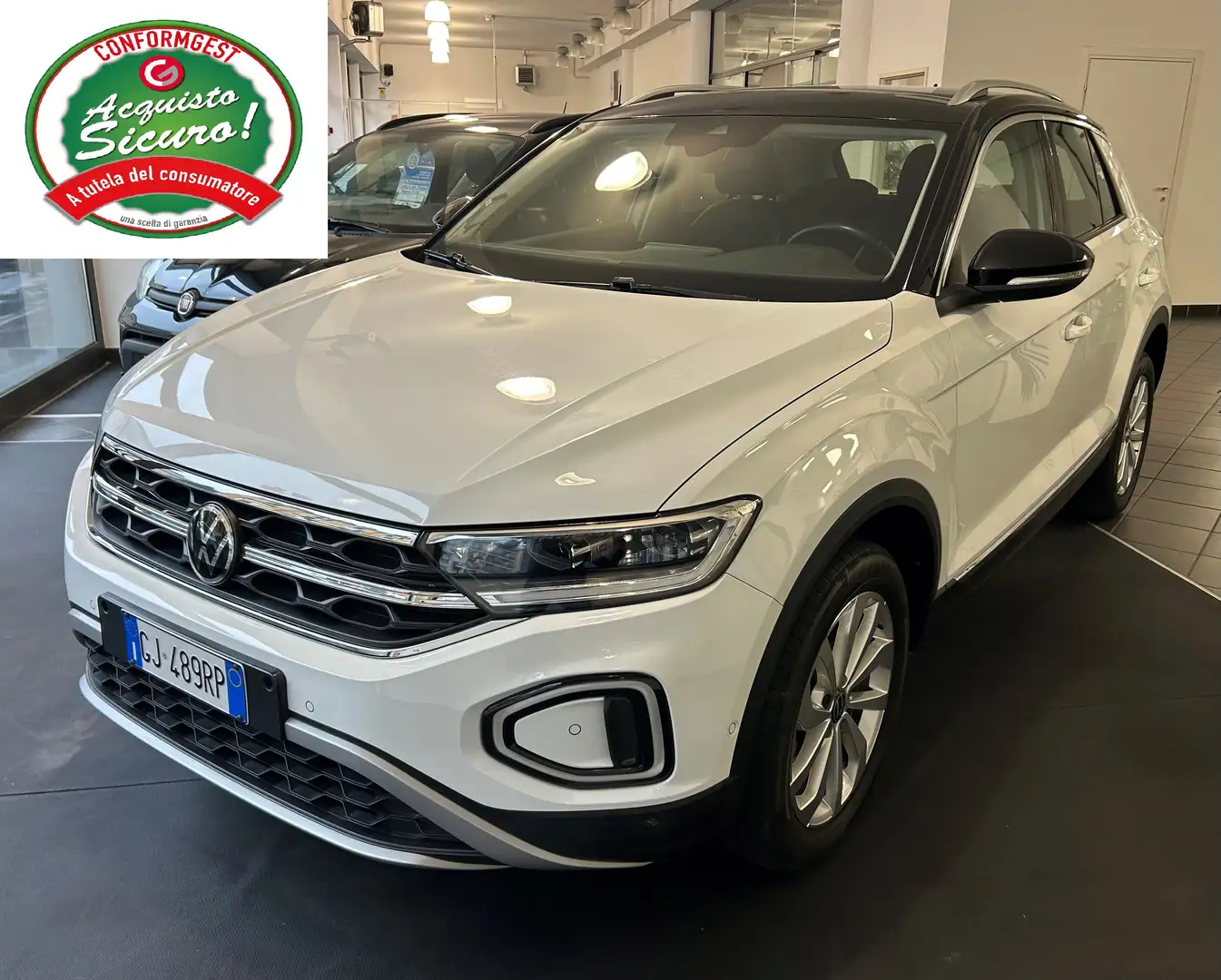 Volkswagen T-Roc 1.0 TSI Style 110cv Bianco - 1