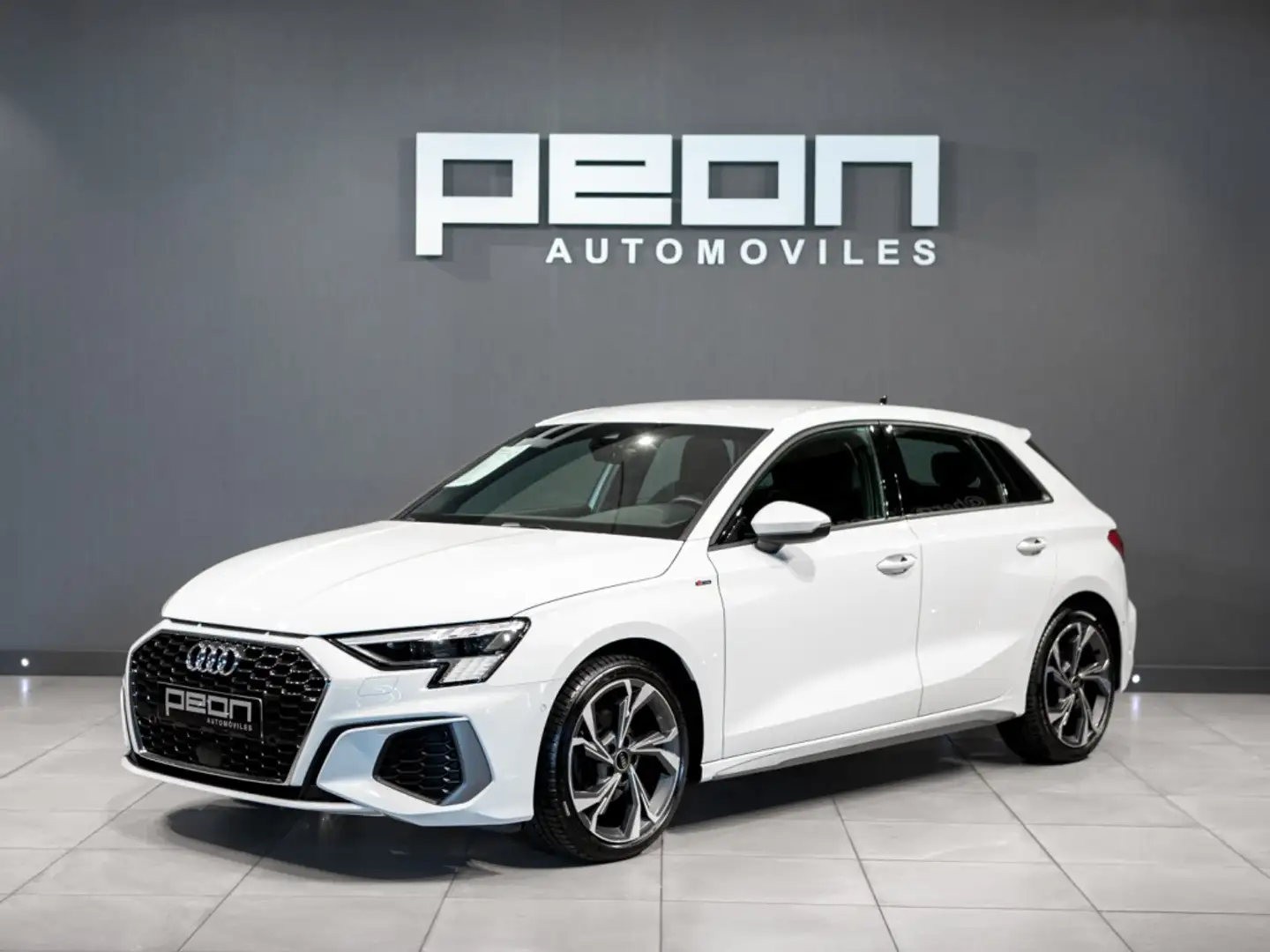 Audi A3 Sportback 35 TFSI S line S tronic Blanco - 1