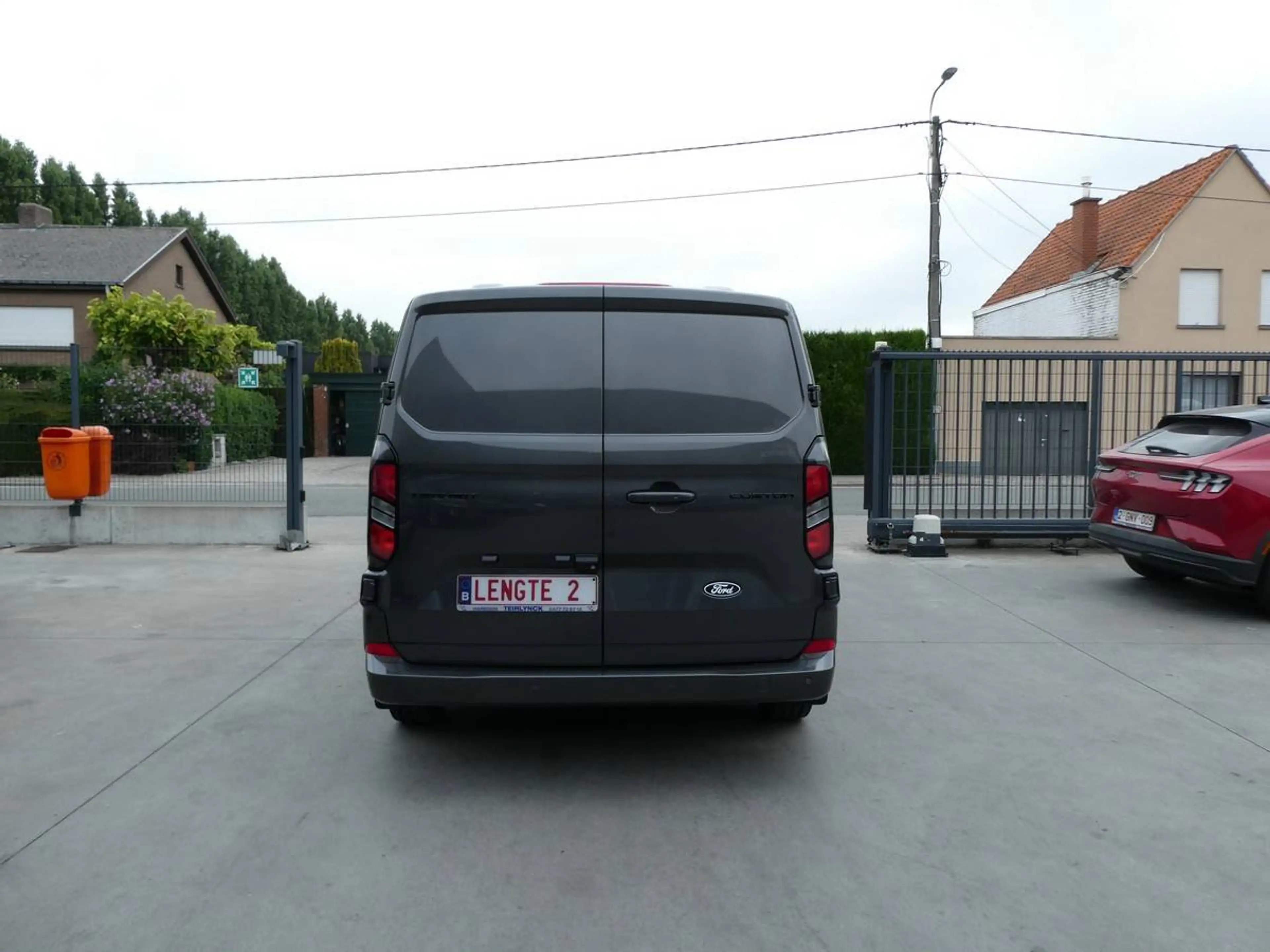 Ford Transit Custom L2 Multi-Use 6pl 2.0 TDCi 170pk Automaat Limited Luxe STOCK (74321) — photo 4