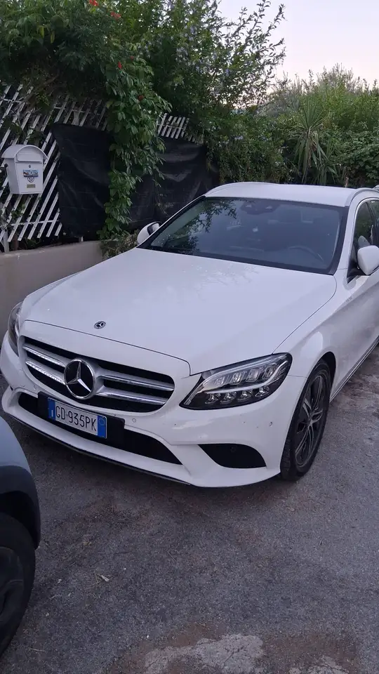 Mercedes-Benz C 220