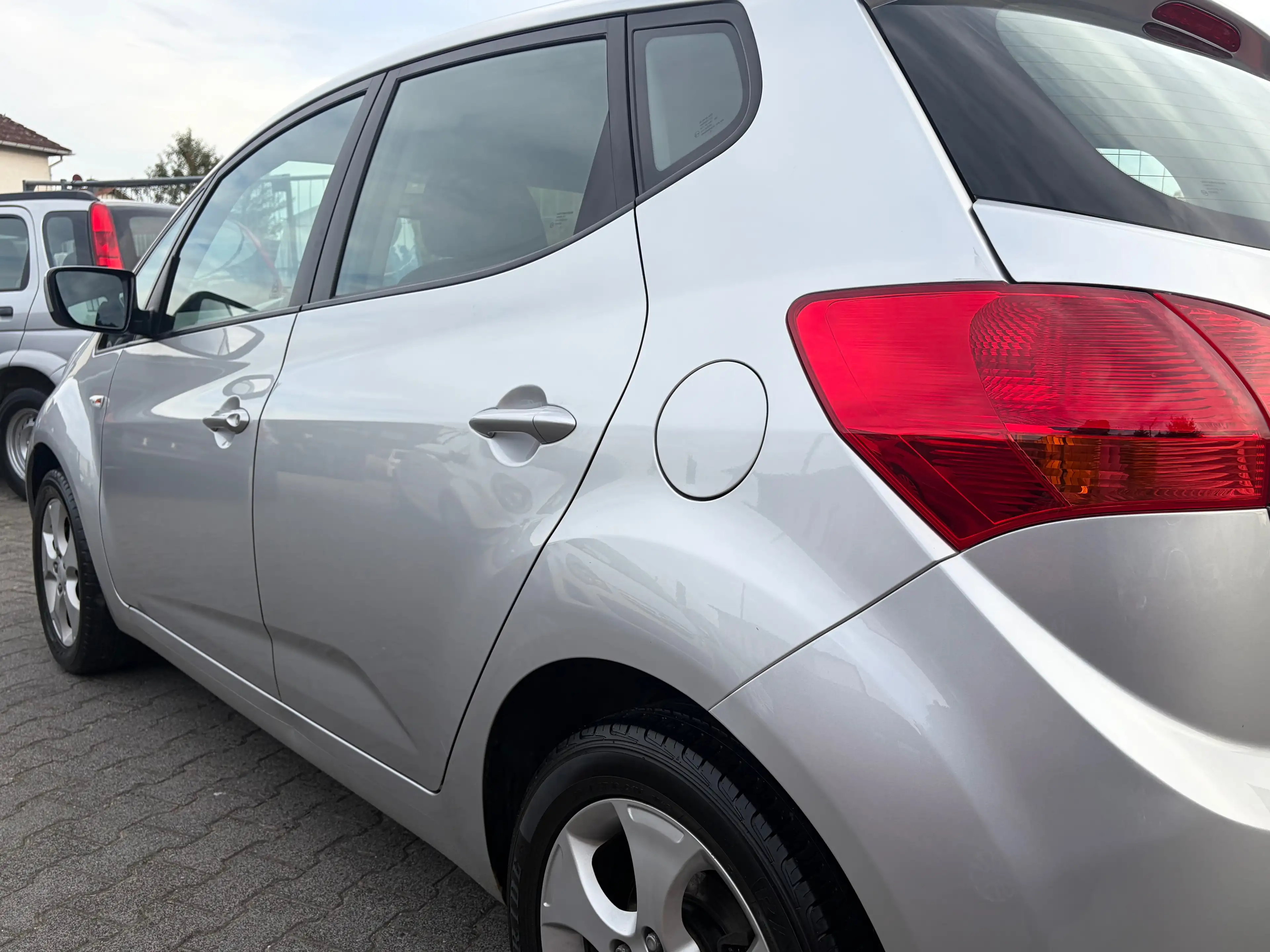Kia Venga Edition 7*1.Hand*SHZ*HU/AU 08/28*BT*Klima* — photo 6