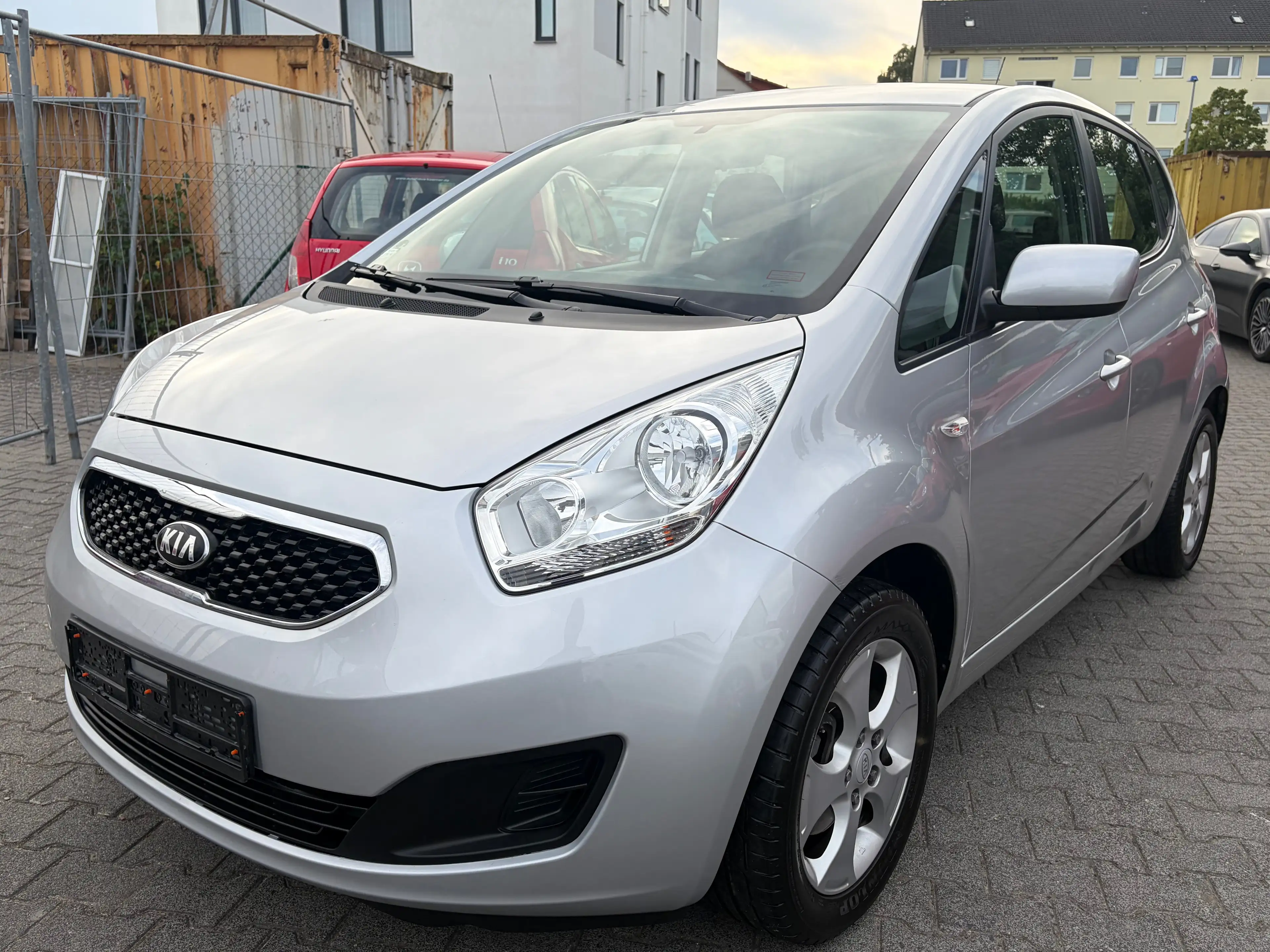 Kia Venga Edition 7*1.Hand*SHZ*HU/AU 08/28*BT*Klima*