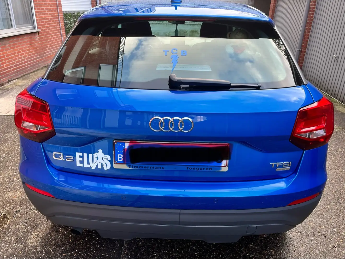Audi Q2 1.0 TFSI Bleu - 2