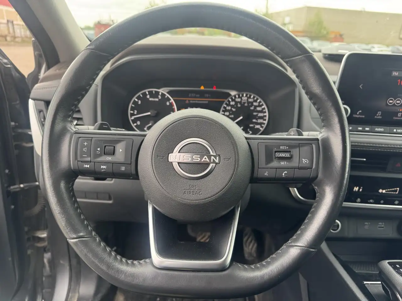 Nissan Rogue снимка Nissan Rogue