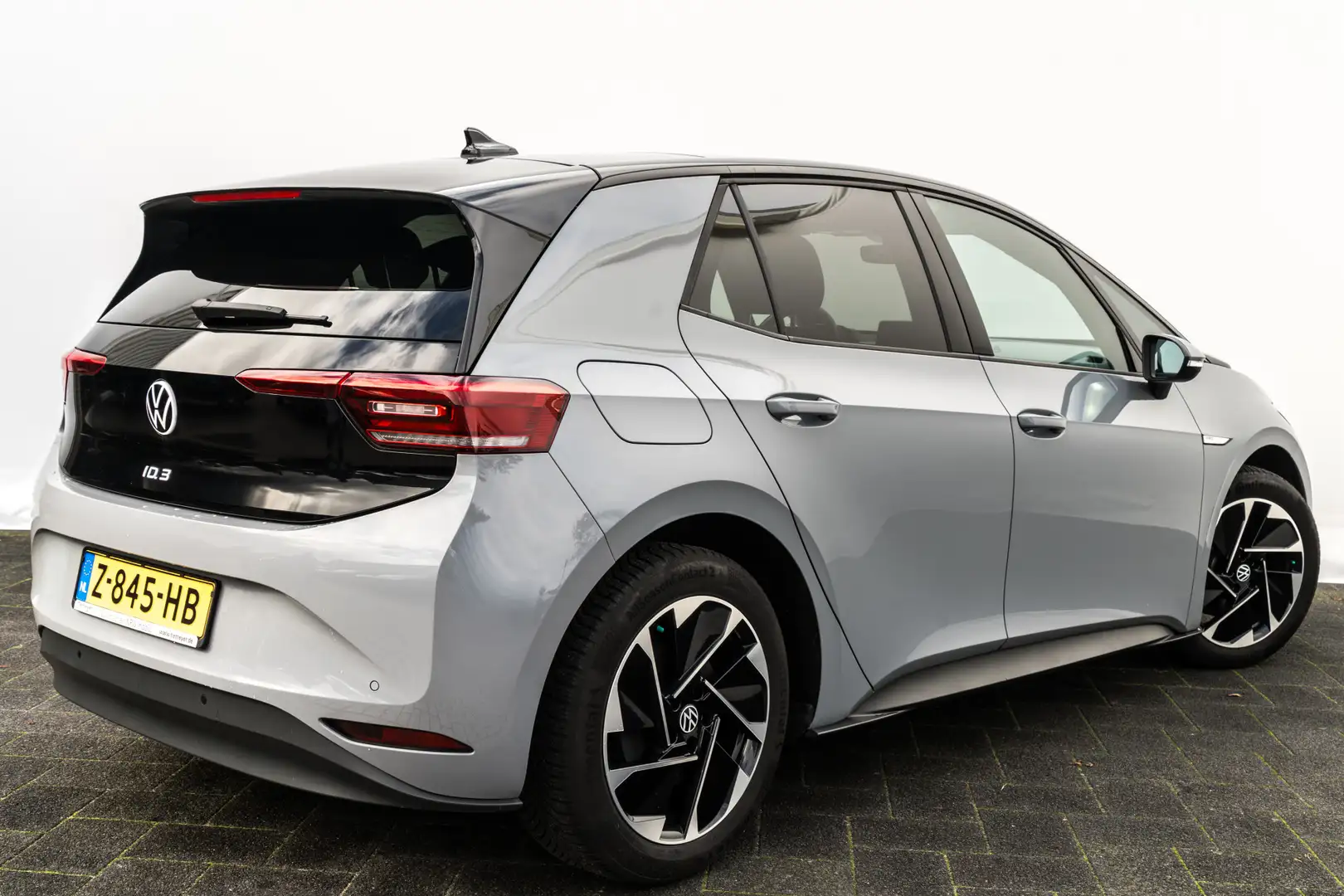 Volkswagen ID.3 PRO 58 kWh 204 Pk | Panoramadak | IQ Light | Adapt Gris - 2