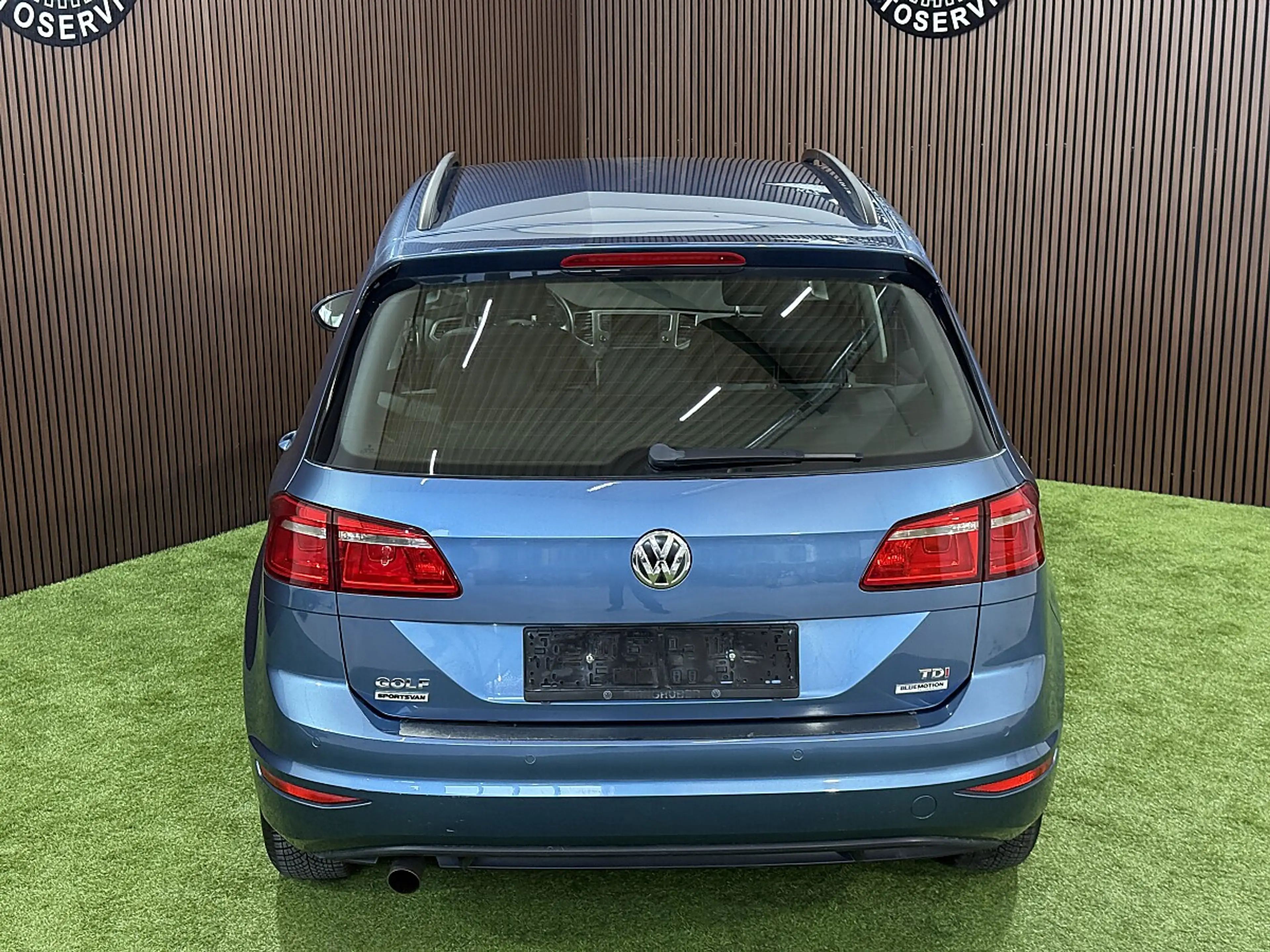 Volkswagen Golf Sportsvan Rabbit 1,6 BMT TDI — photo 11