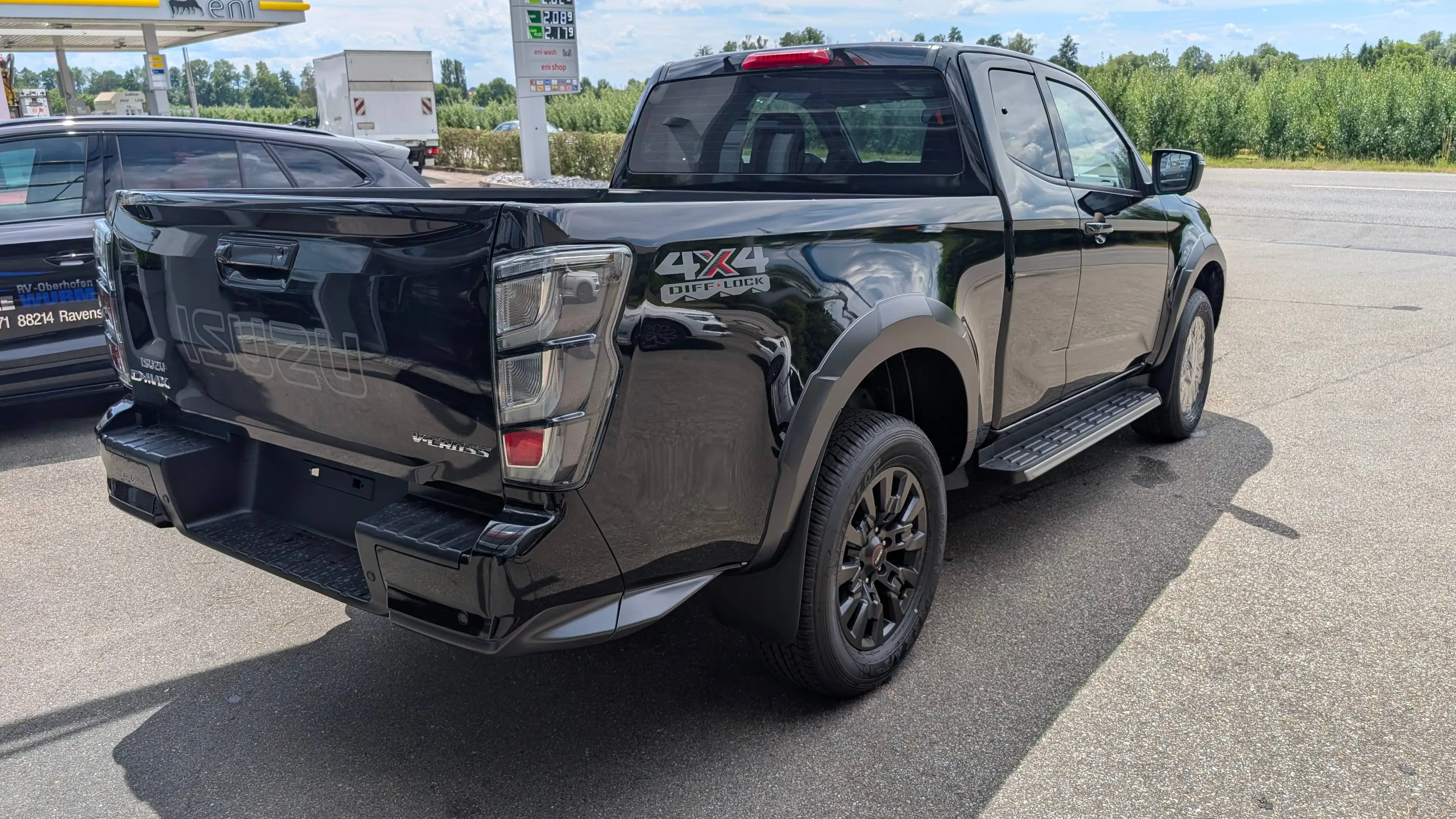 Isuzu D-Max D-Max 2.2 Space Cab 4WD AT V-Cross — photo 4