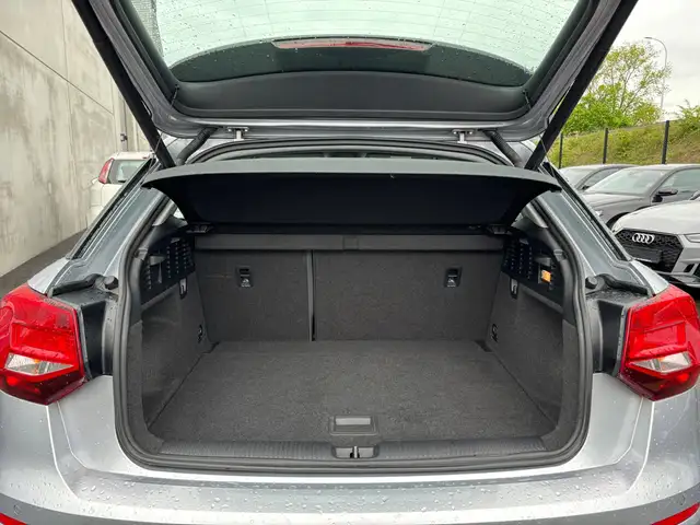 Audi Q2 view 10
