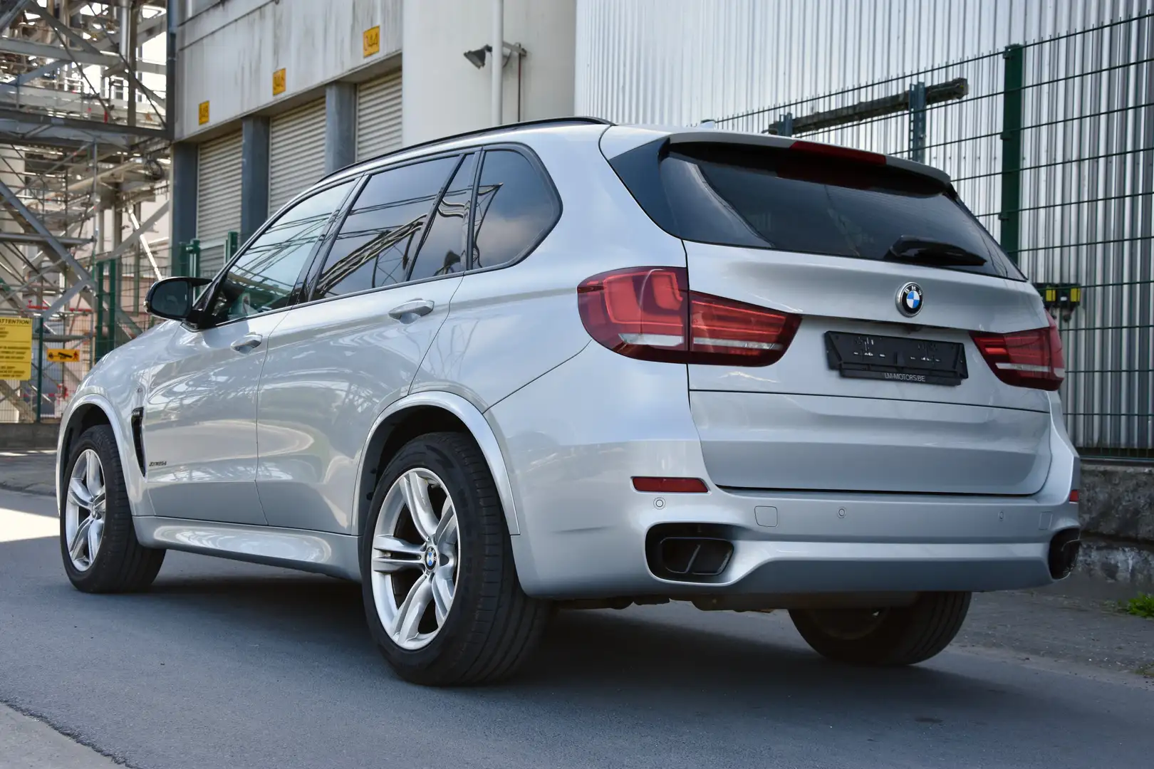 BMW X5 25dA S-Drive **M-Pack** X-Drive** LOW TAX Argent - 2