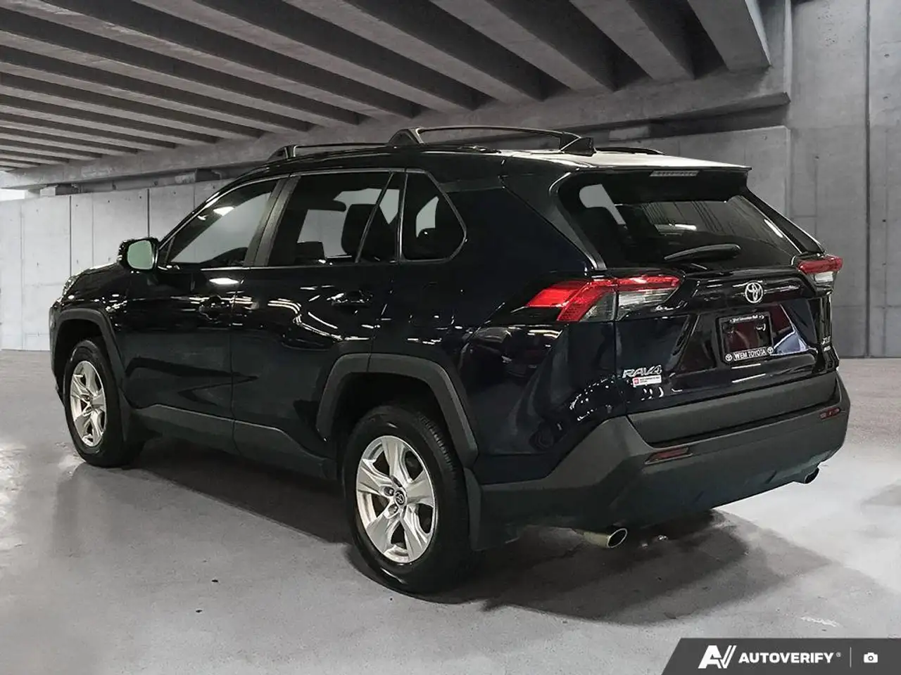 Toyota RAV 4 снимка Toyota RAV 4