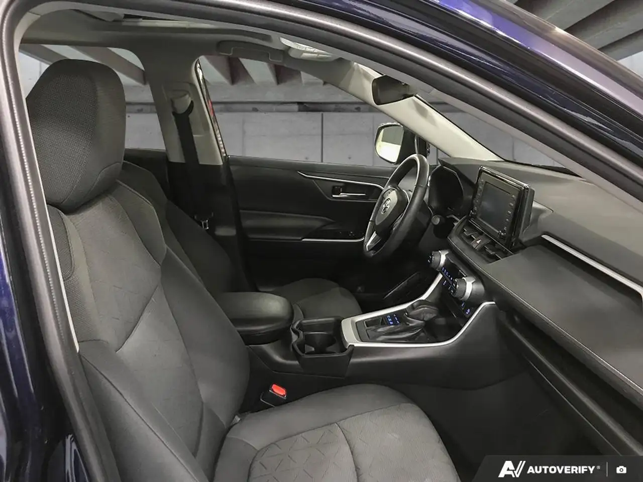 Toyota RAV 4 снимка Toyota RAV 4