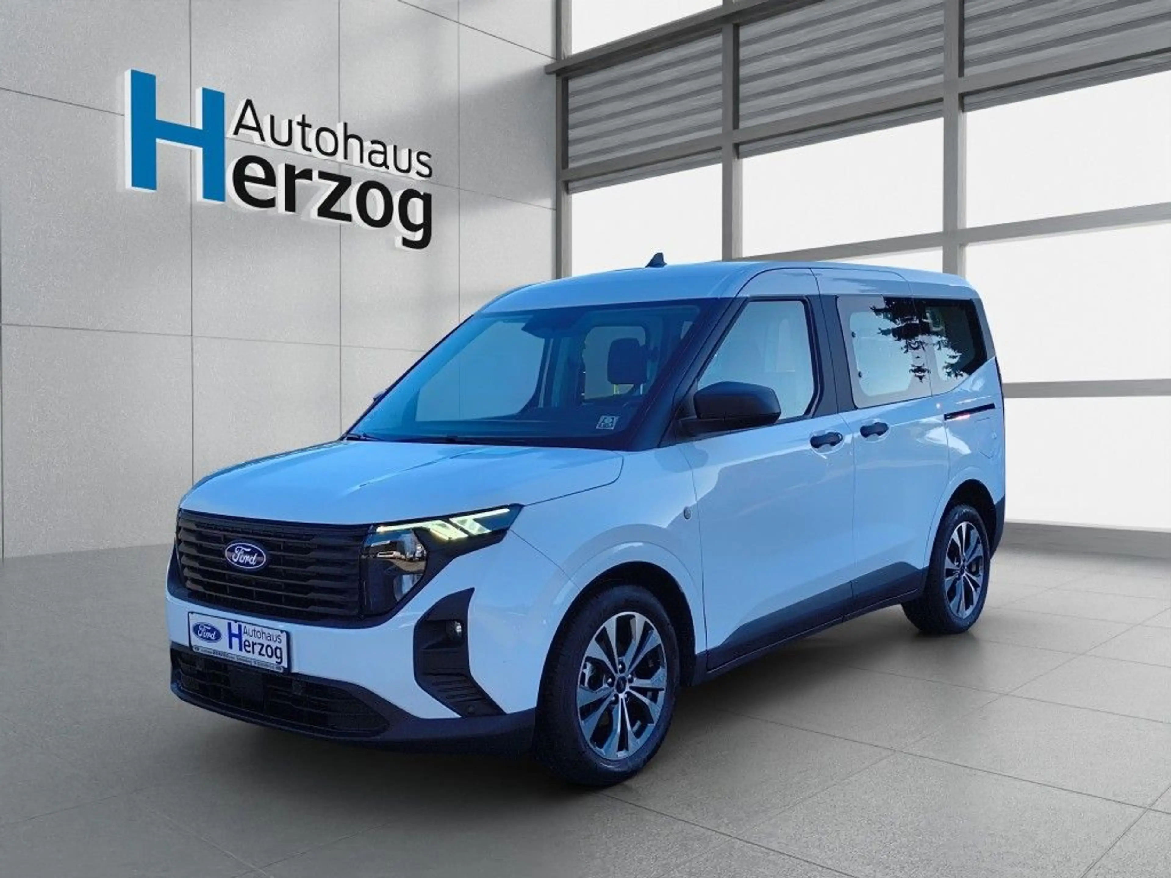 Ford Tourneo Courier 1.0 EcoBoost TREND