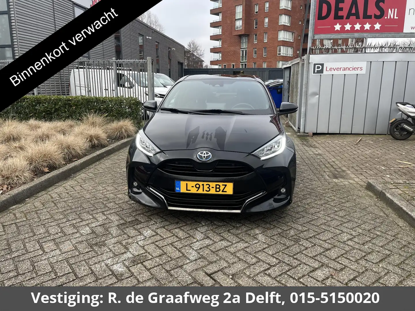 Toyota Yaris 1.5 Hybrid Executive | JBL speakers | Headup displ Schwarz - 2