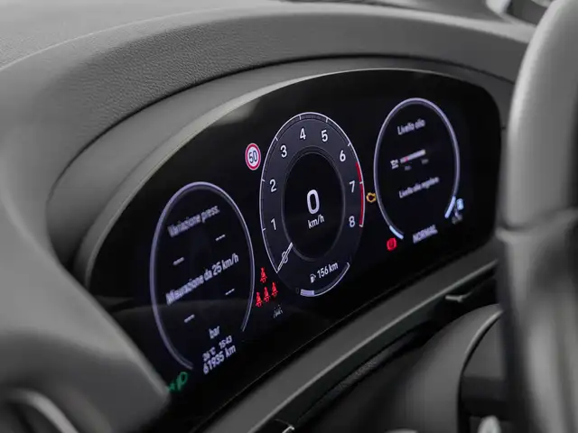 Porsche Cayenne view 18