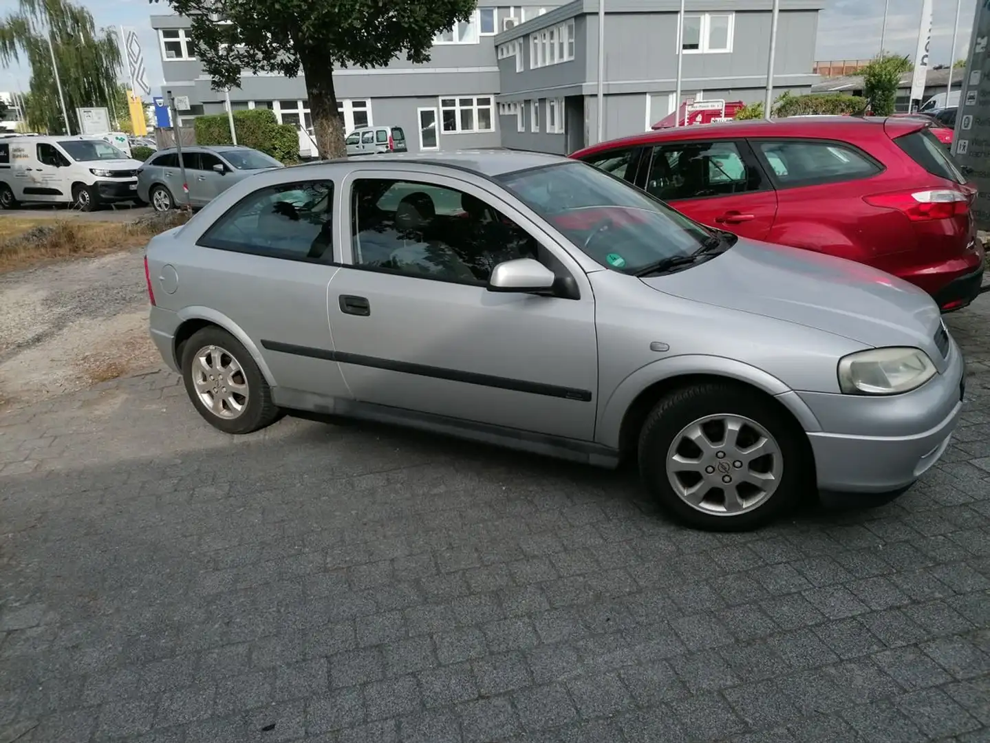 Opel Astra 1.6 SelectionKlima.elF.1HandTÜVneu.1A Argent - 1