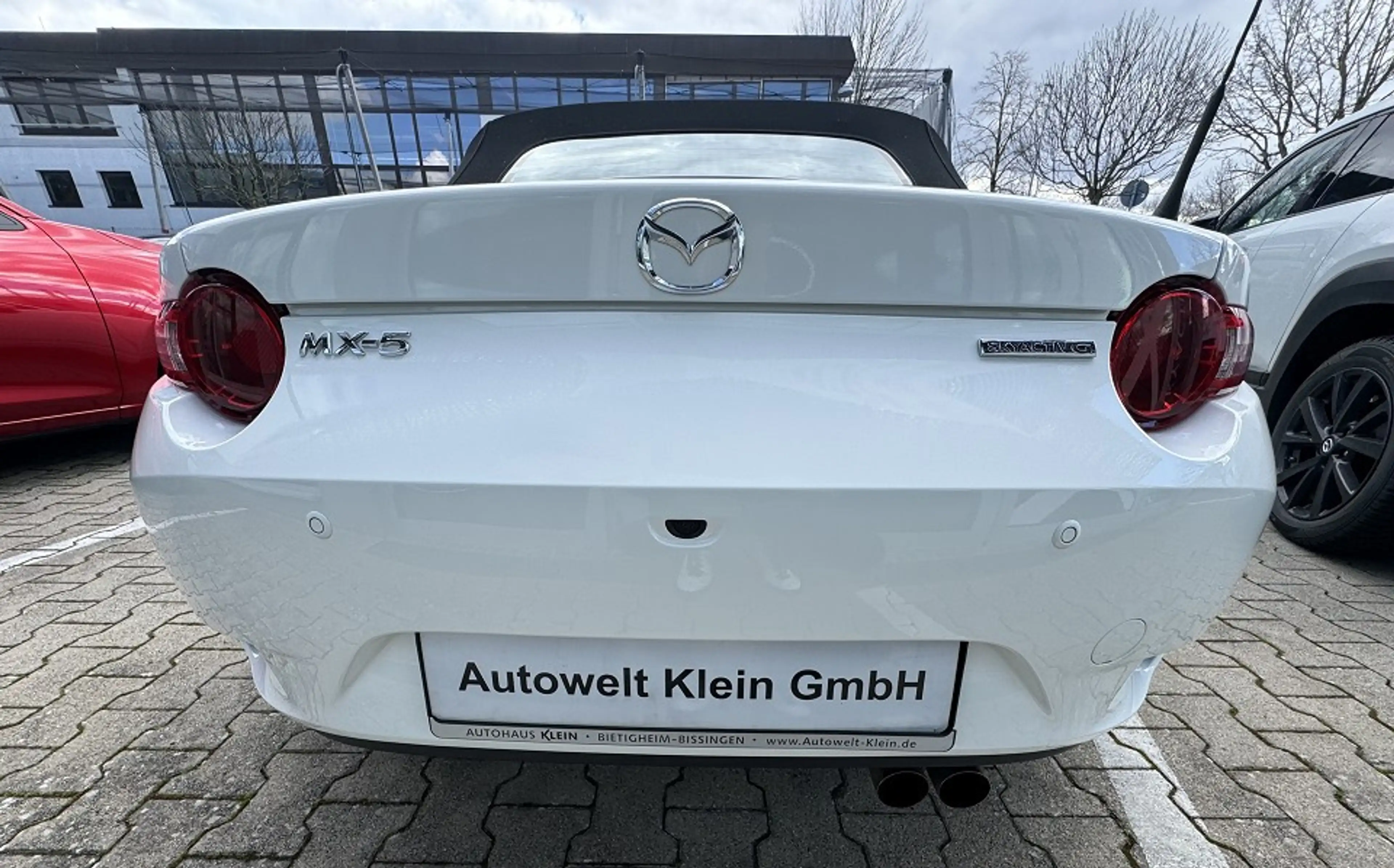 Mazda MX-5 1.5L SKYACTIV G 132ps EXCLUSIVE-LINE — photo 2