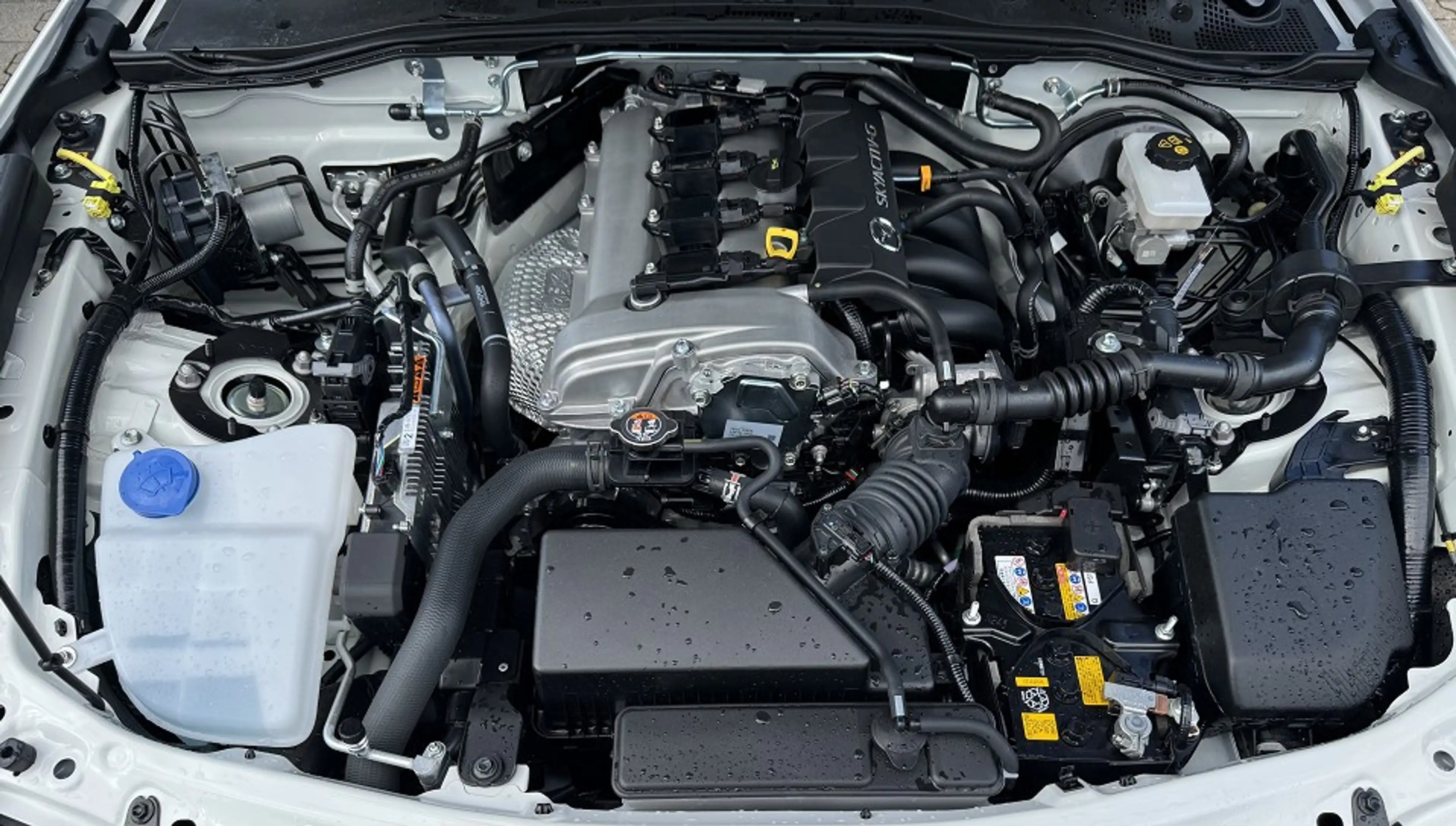 Mazda MX-5 1.5L SKYACTIV G 132ps EXCLUSIVE-LINE — photo 10