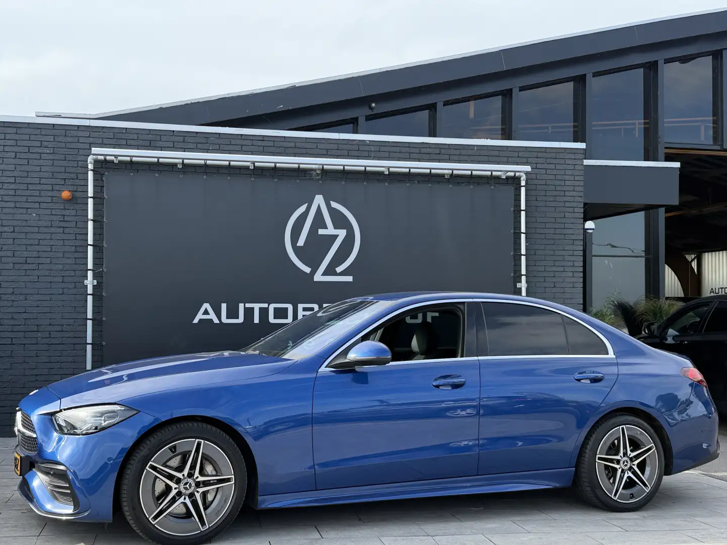 Mercedes-Benz C 220 d AMG Line Blauw - 1