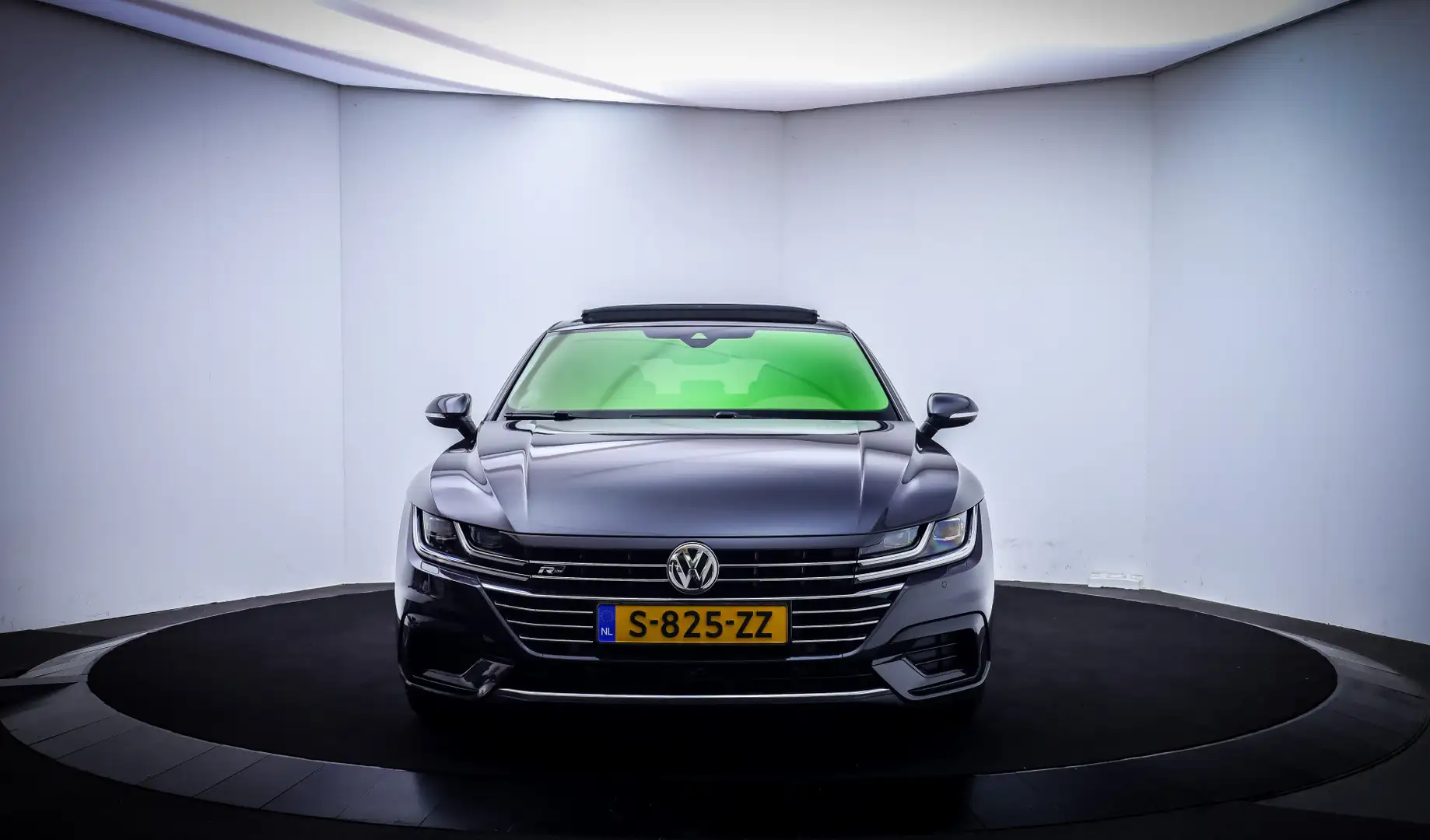 Volkswagen Arteon 2.0TSI Dsg R-Line Business+ DYNAUDIO | PANO | STOE Grijs - 2